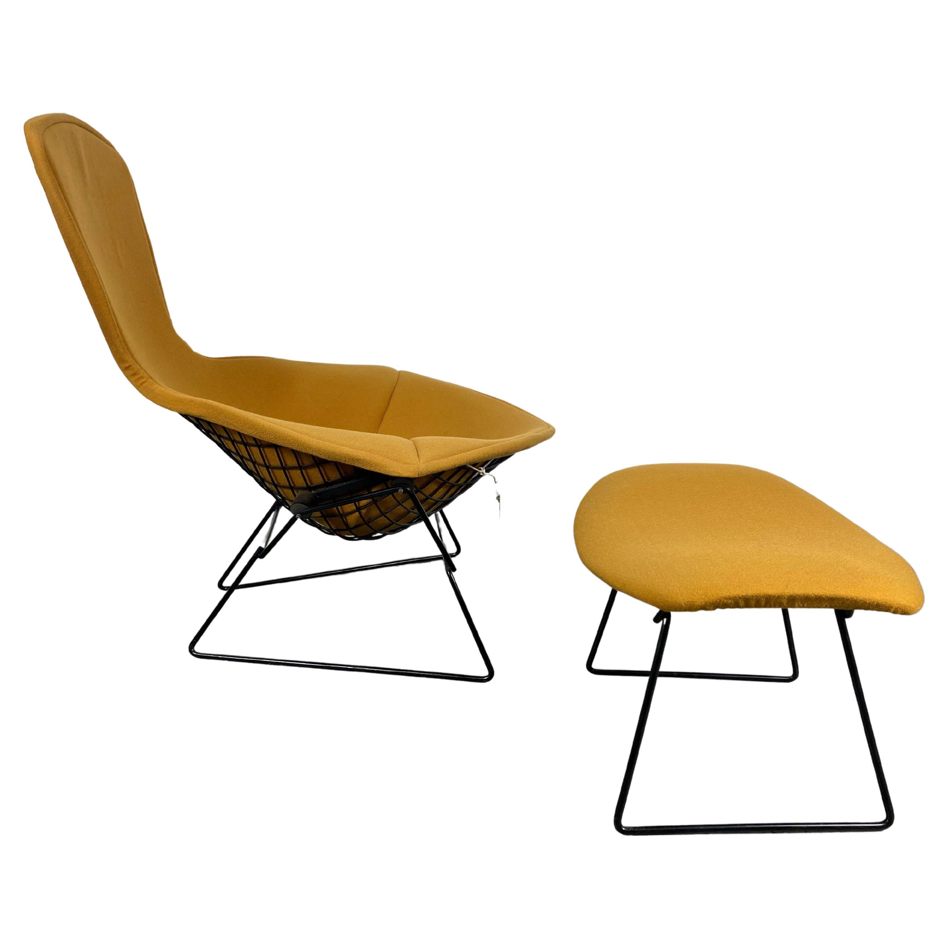 Harry Bertoia pour Knoll, fauteuil oiseau modèle avec pouf, 1980 en vente