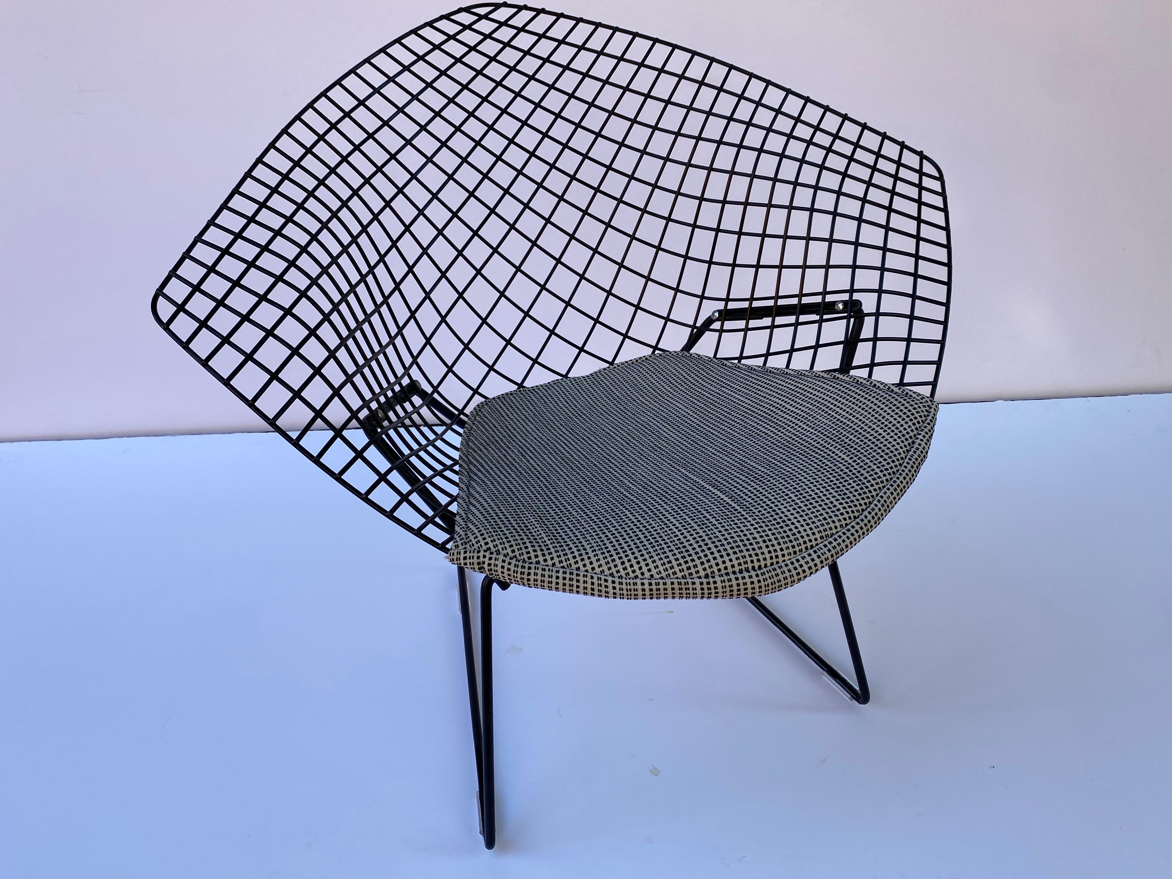 Mid-Century Modern Harry Bertoia for Knoll Small Diamond Chairs/ Pair