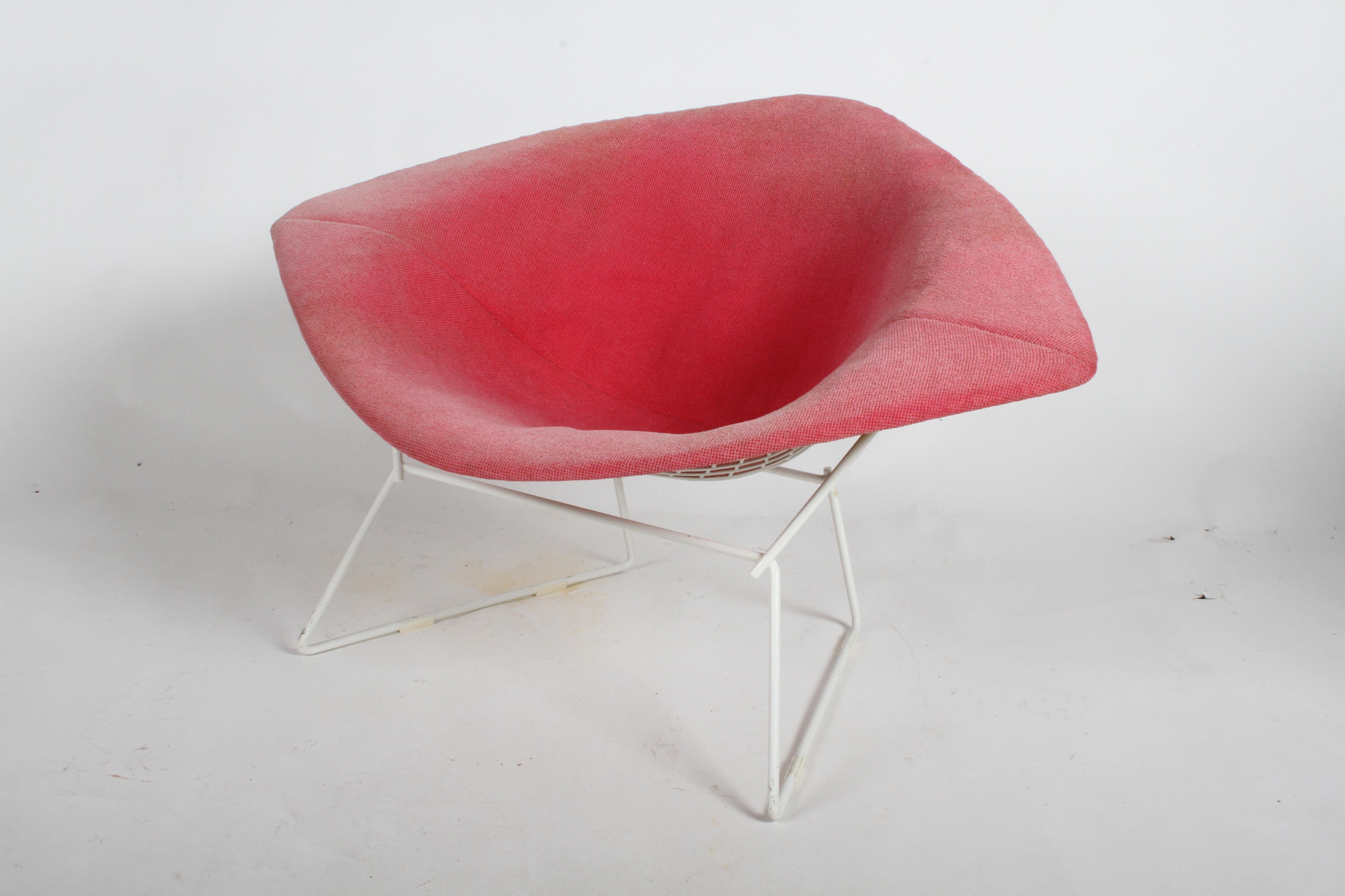 Harry Bertoia for Knoll Wide White Diamond Chair & Ottoman with Pink Upholstery  For Sale 5