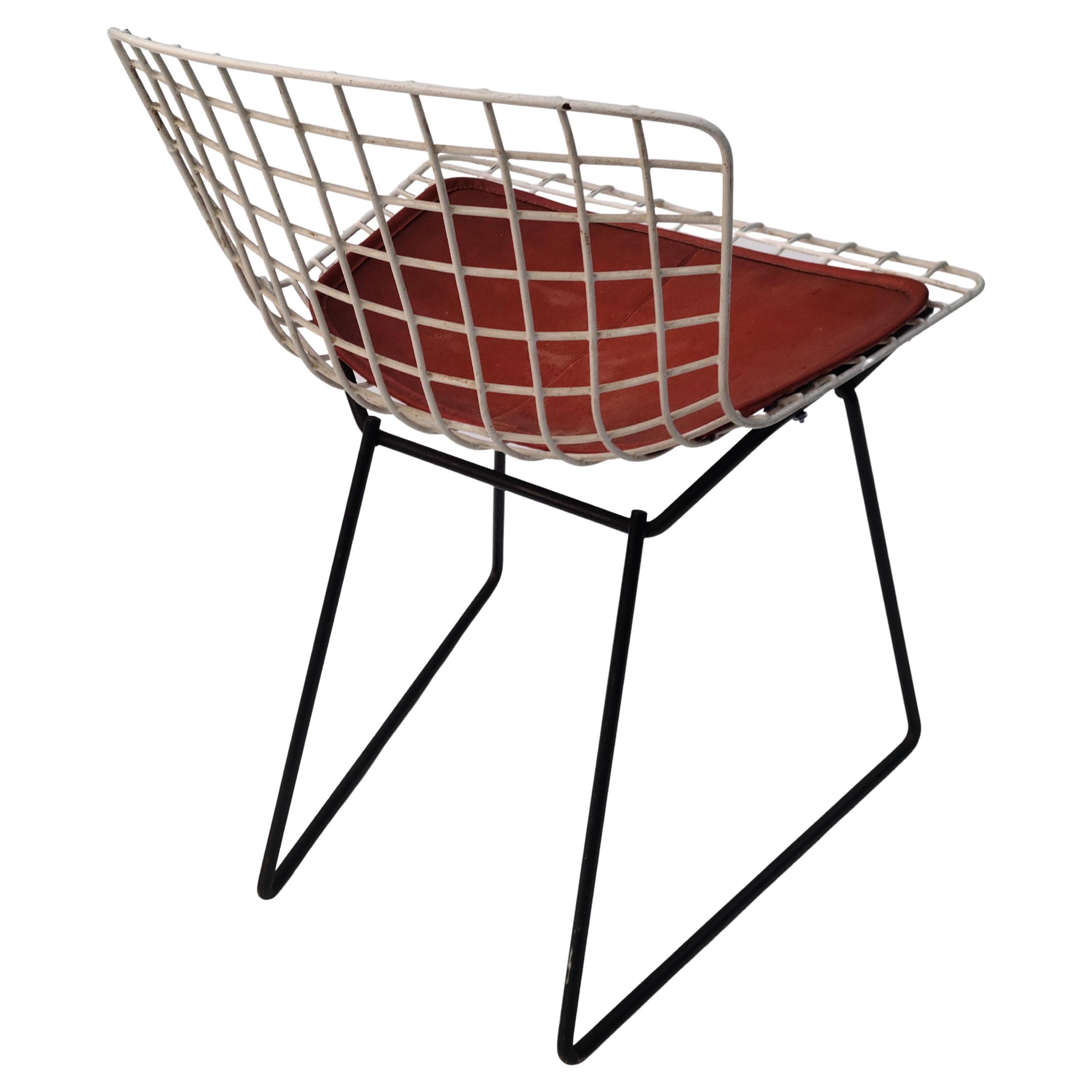 Harry Bertoia Knoll Associates Small Wire Child Chair For Sale at 1stDibs