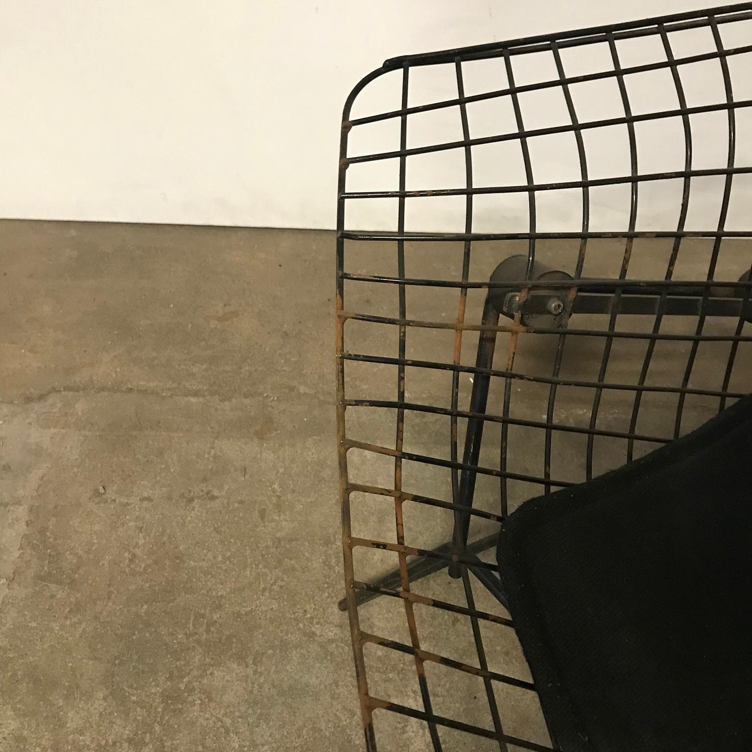 1952, Harry Bertoia for, Knoll International, Large Bird Chair in Black For Sale 8