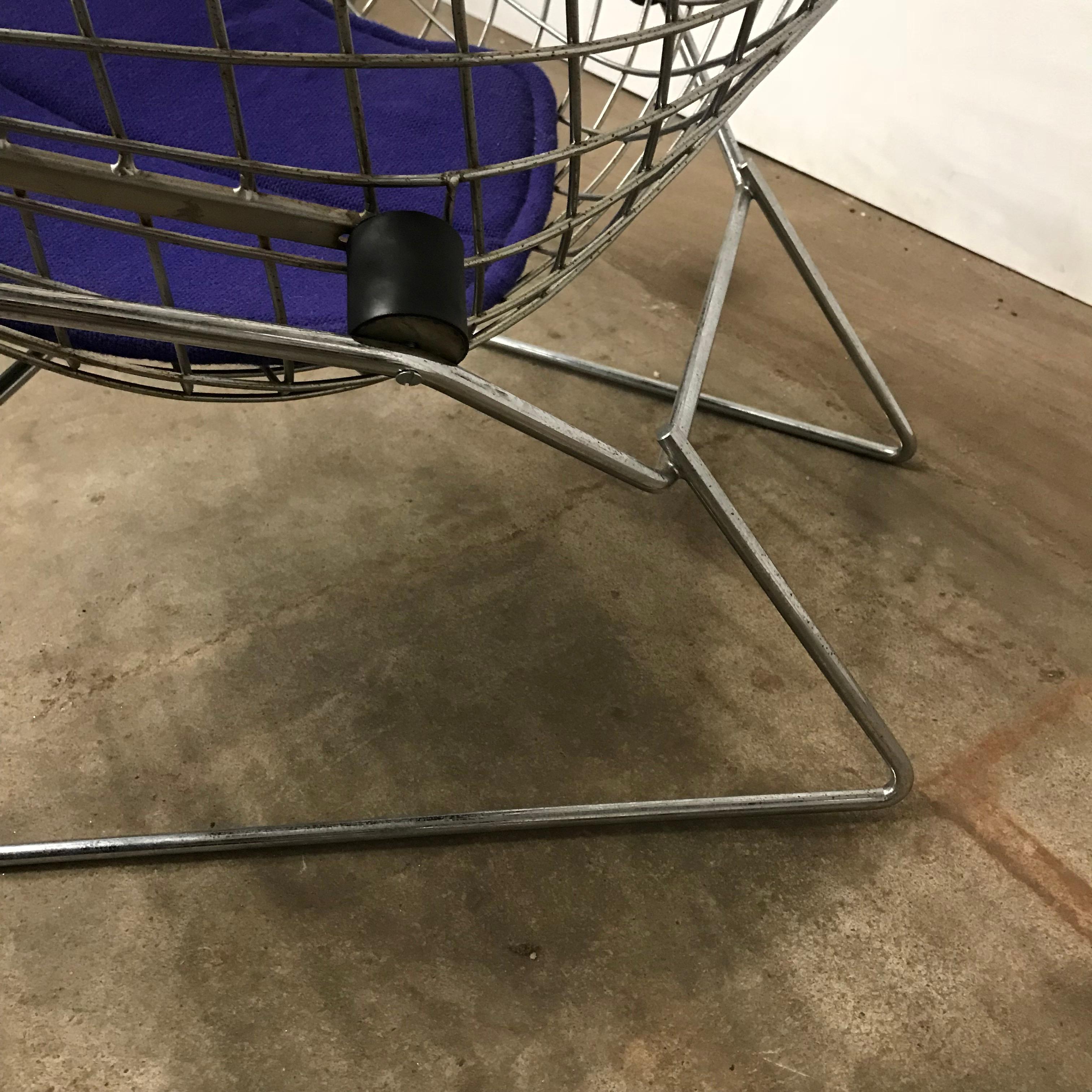 Harry Bertoia, Knoll International Large Chrome Bird Chair, Purple Cushion, 1952 For Sale 4