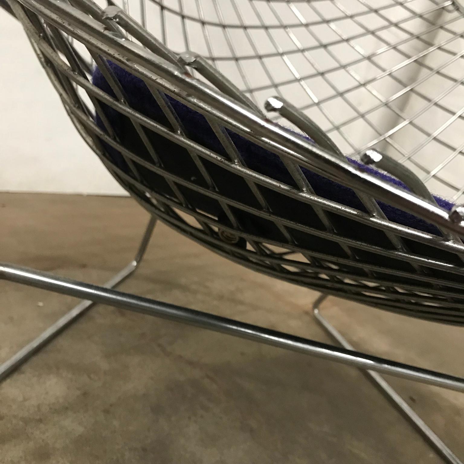 Harry Bertoia, Knoll International Large Chrome Bird Chair, Purple Cushion, 1952 For Sale 5