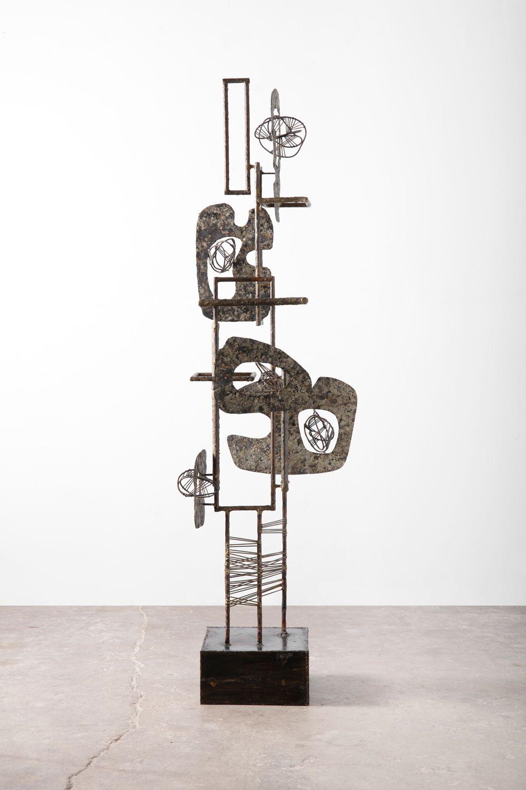 Brutalist Free Standing Sculpture by Stuart Matthews For Sale 1
