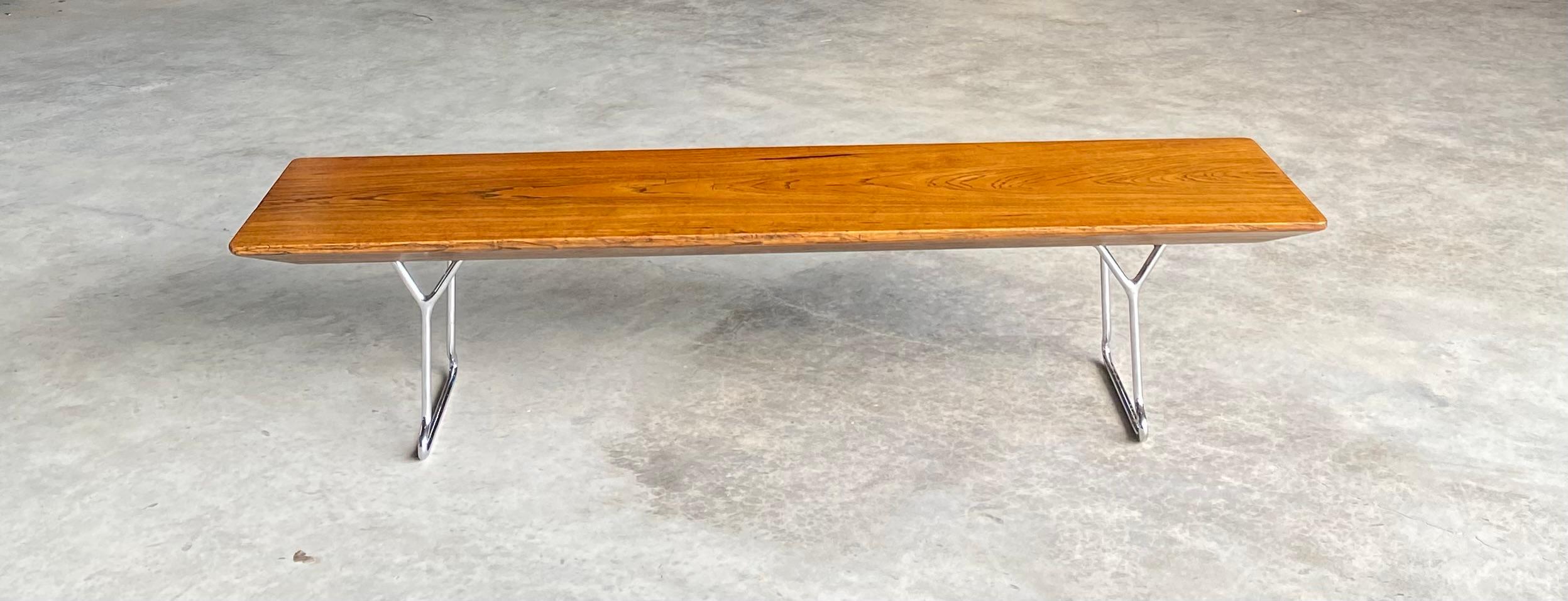Banco moderno de mediados de siglo estilo Harry Bertoia en venta 2