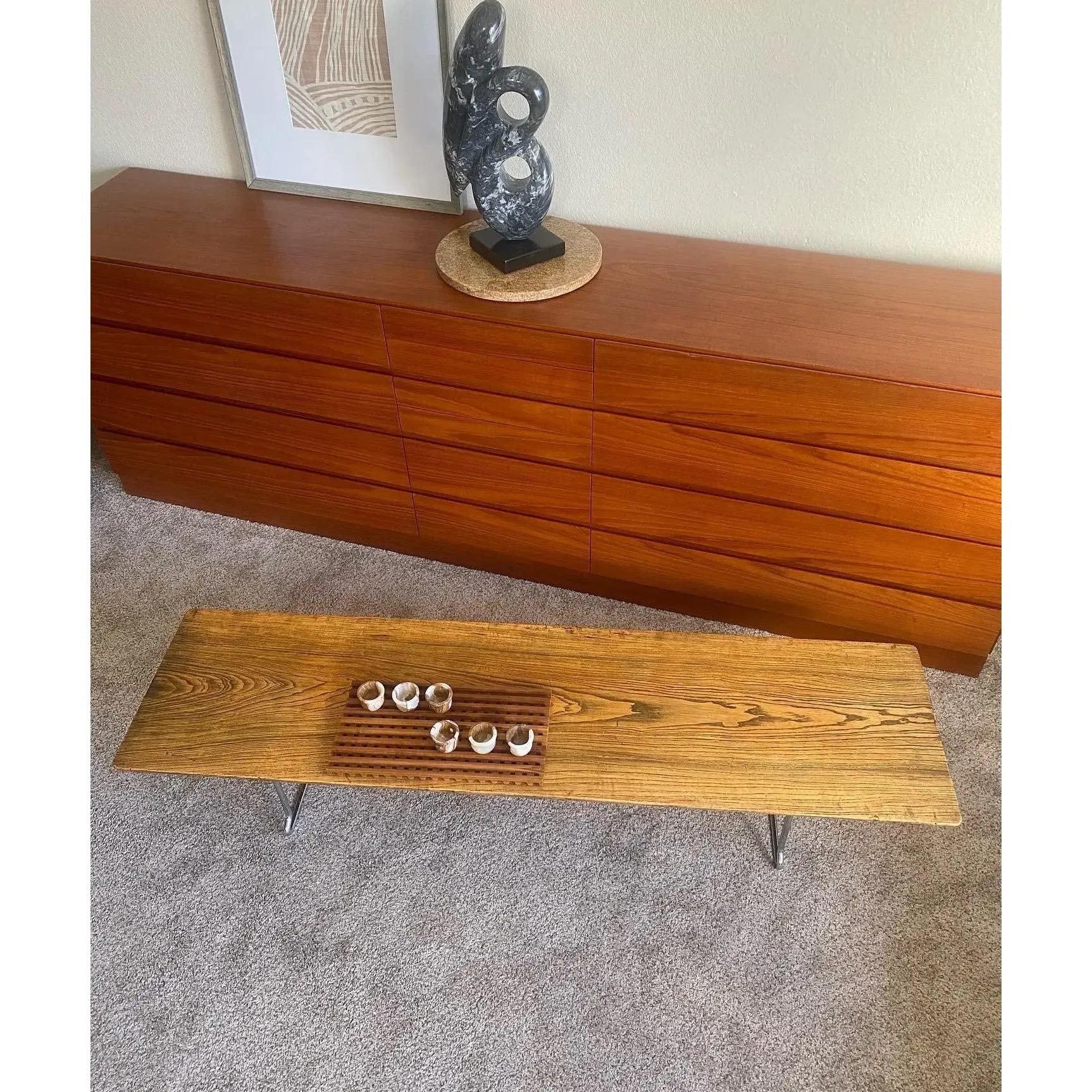 Banco moderno de mediados de siglo estilo Harry Bertoia en venta 11