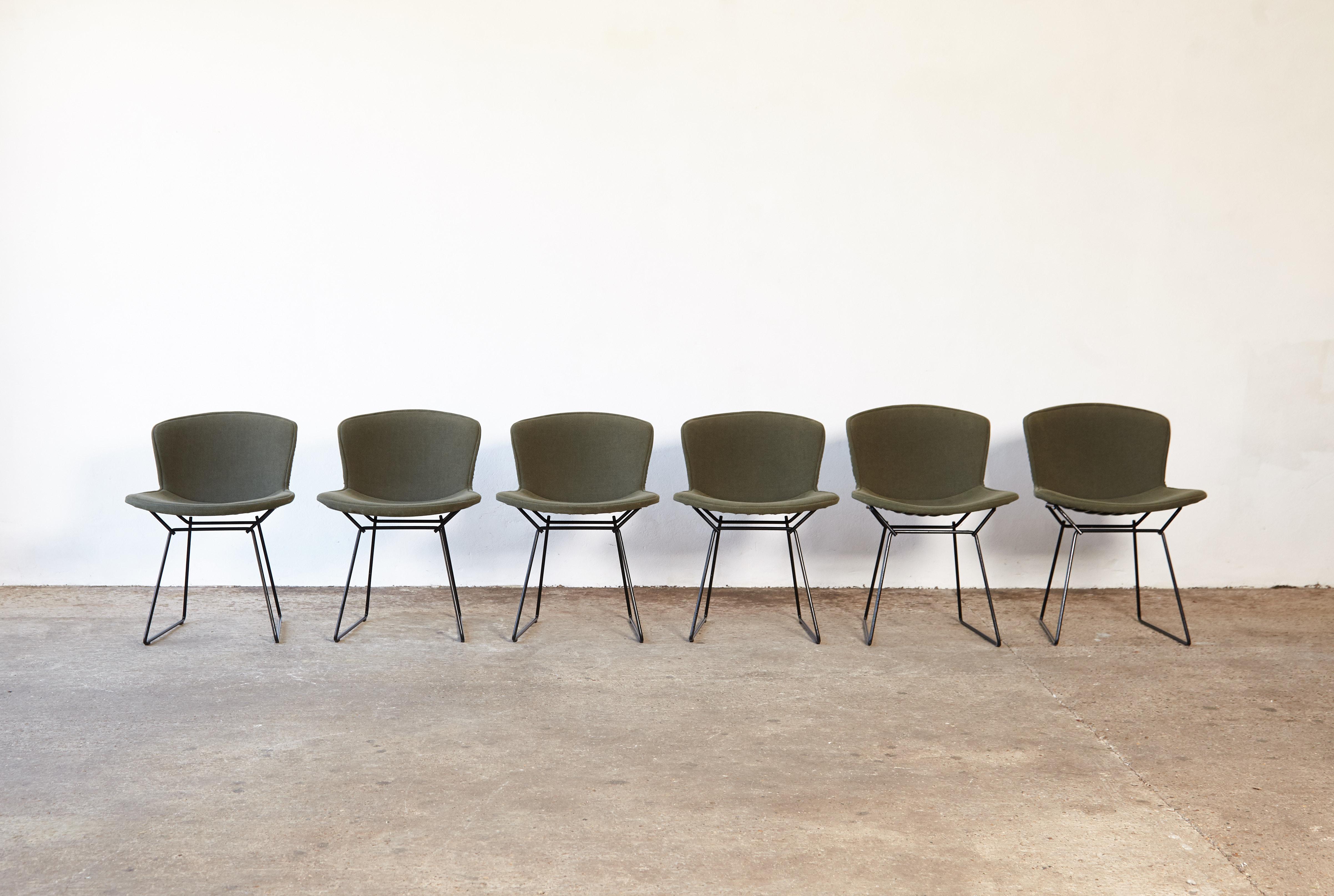 Chaises Harry Bertoia en fil métallique avec revêtement d'origine d'assise vert, Knoll, États-Unis Bon état - En vente à London, GB