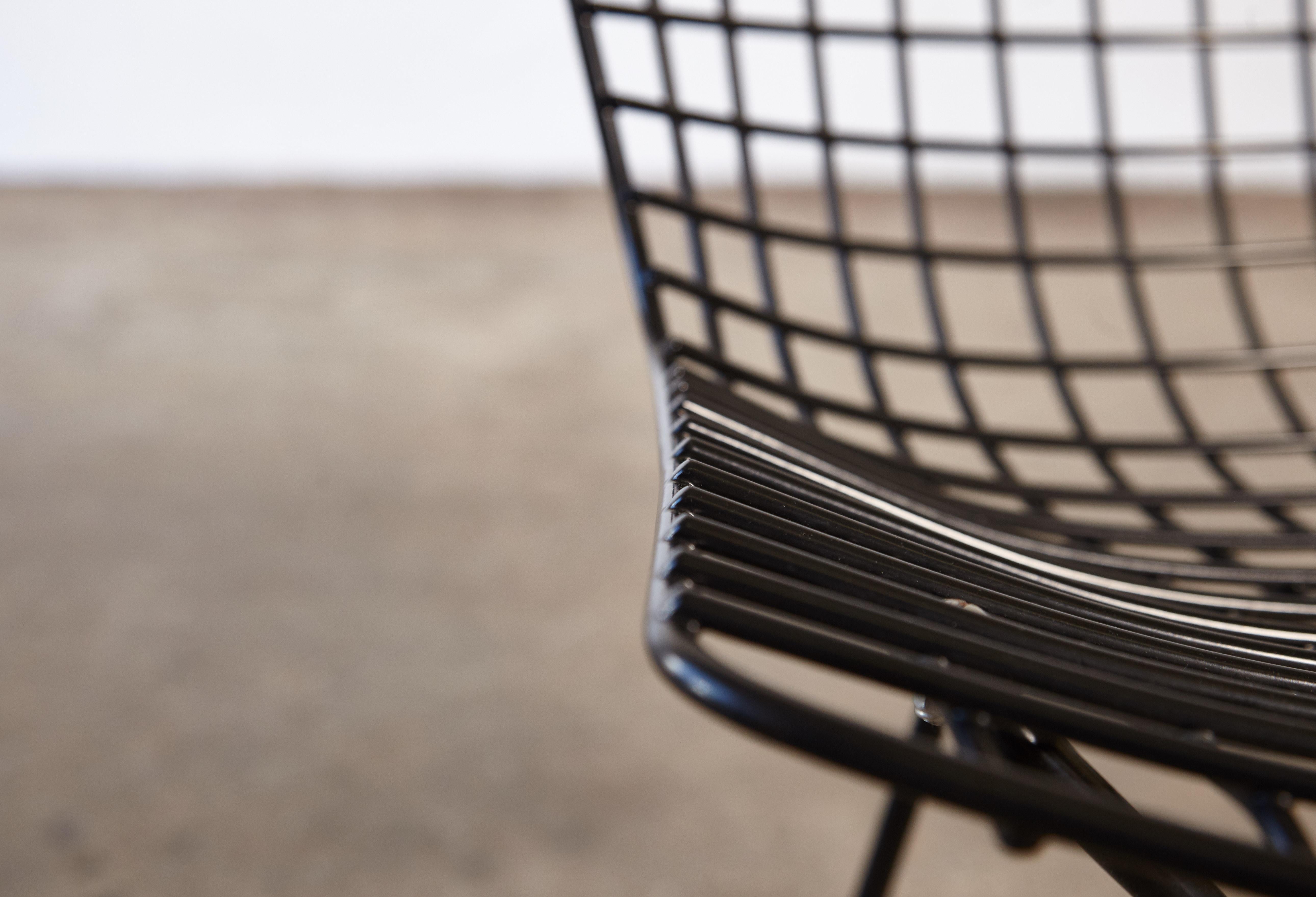 Harry Bertoia Wire Chairs with Original Green Seat Covers, Knoll, USA For Sale 1