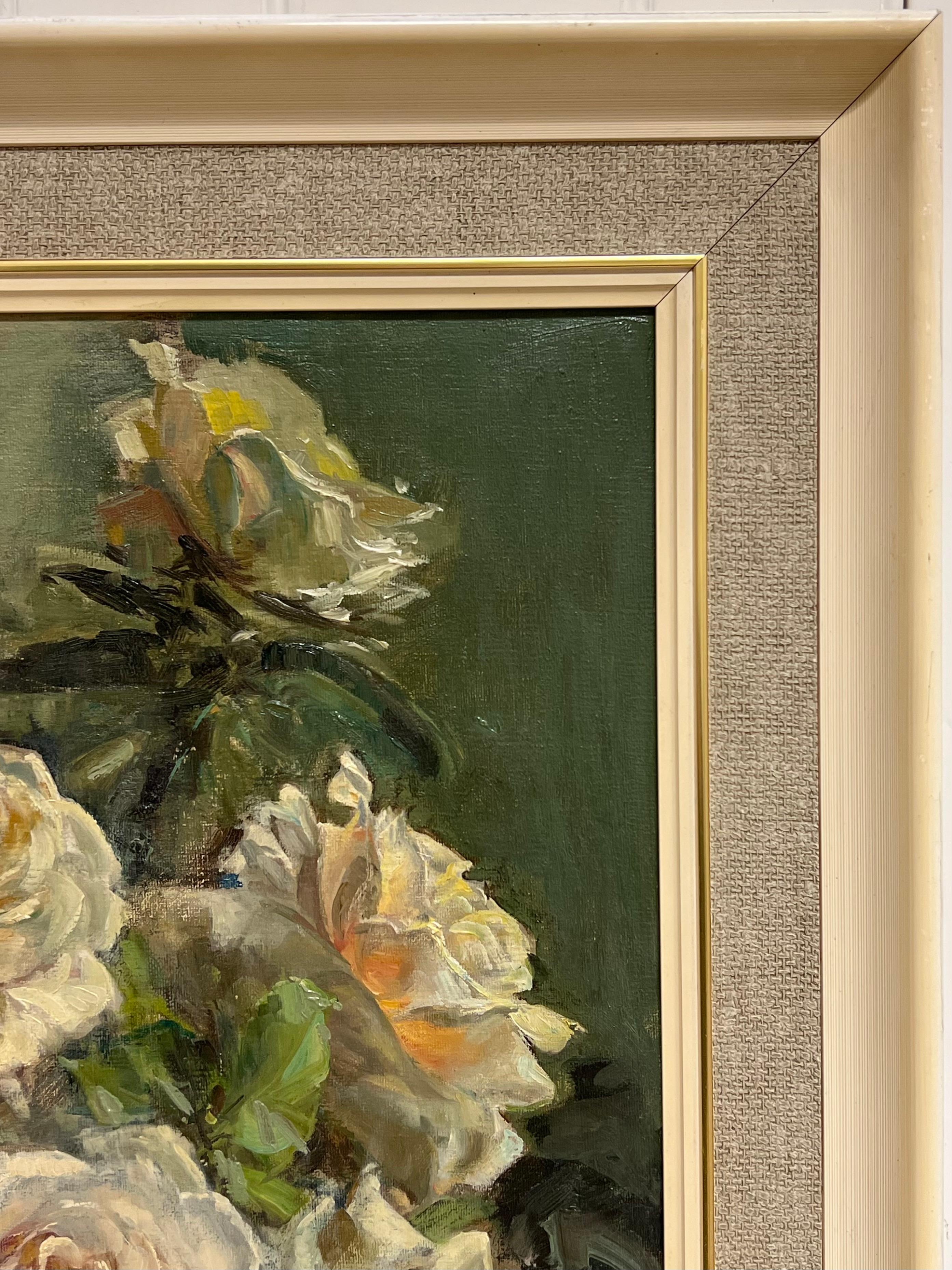 Fine British Stillleben Vintage Ölgemälde Bouquet of Roses Signiert & Gerahmt (Braun), Interior Painting, von Harry Freckleton