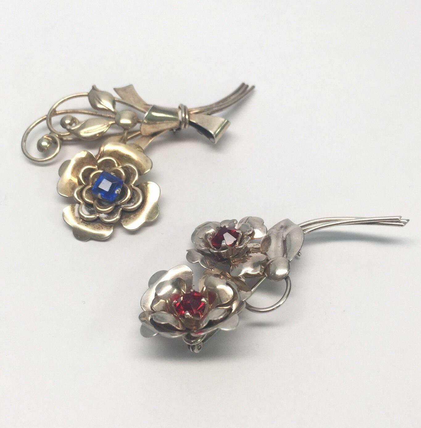 Harry Iskin 1940s Sterling Silver Pair of Flower Brooches / Pins 1