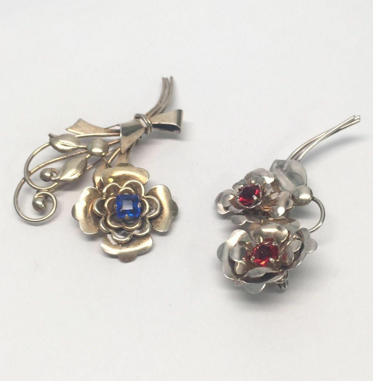 Harry Iskin 1940s Sterling Silver Pair of Flower Brooches / Pins 2