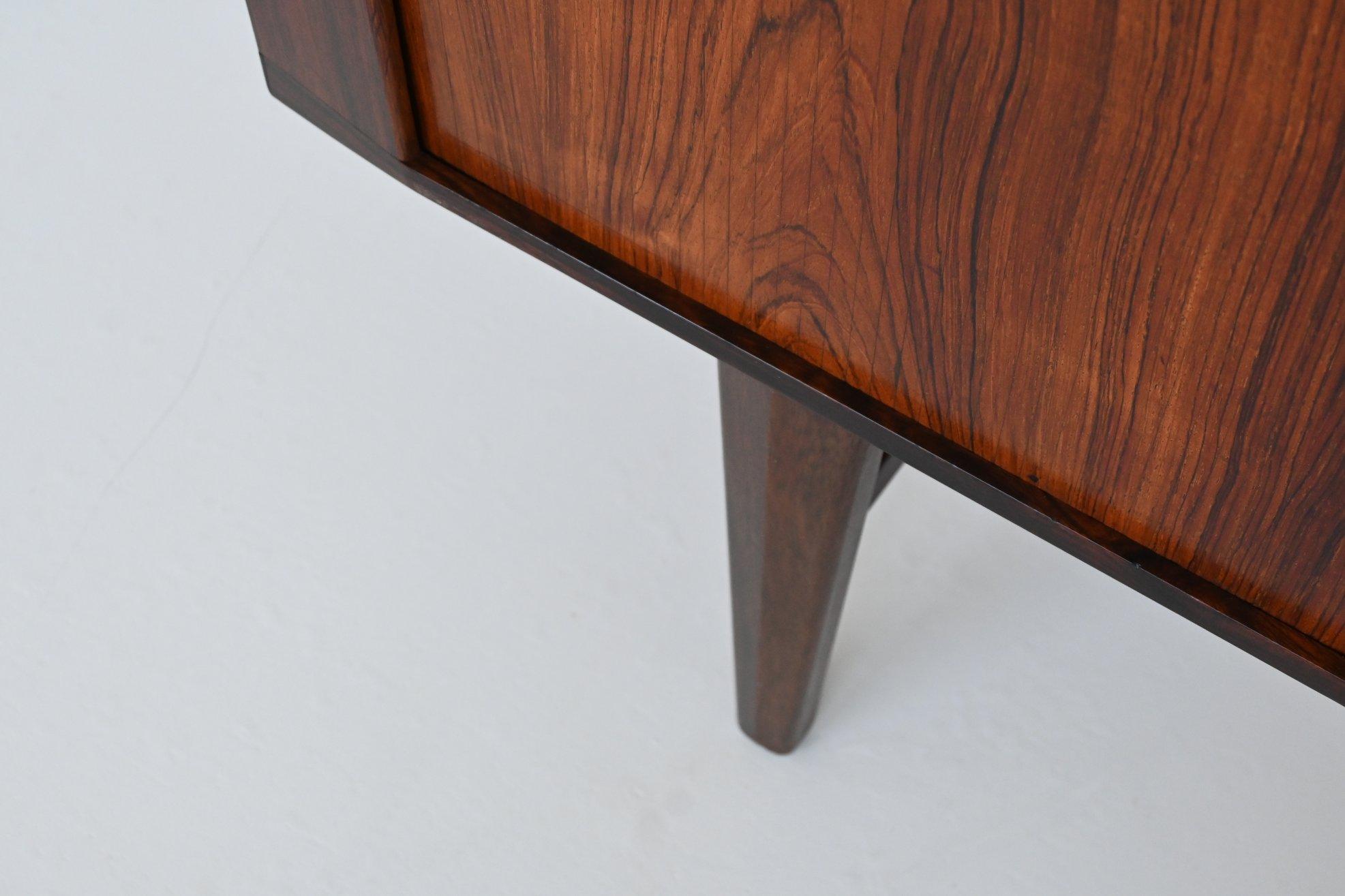 Harry Ostergaard highboard rosewood Randers Mobelfabrik Denmark 1960 4