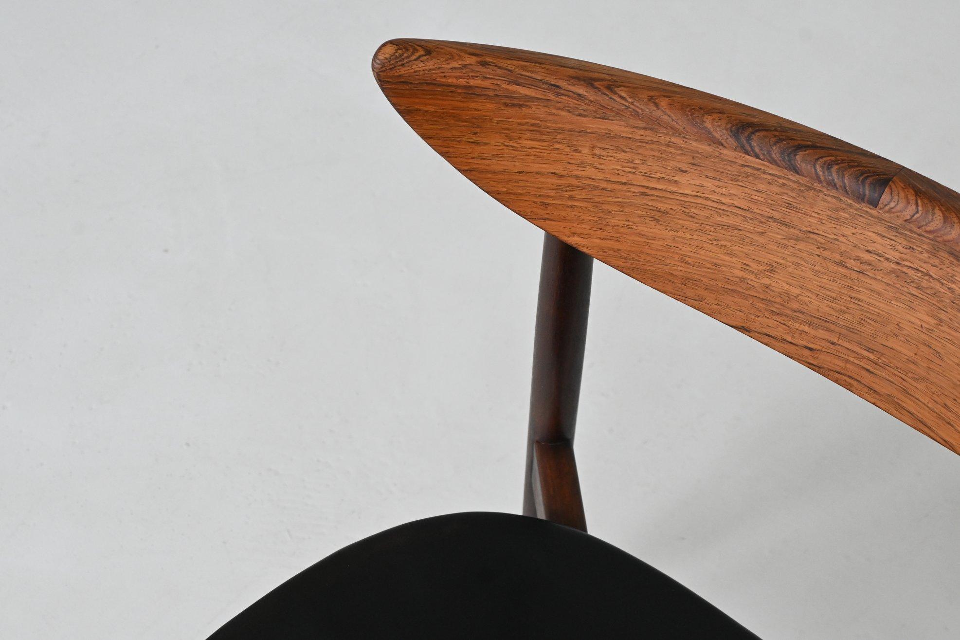 Harry Ostergaard pair of dining chairs rosewood Randers Denmark 1960 en venta 9