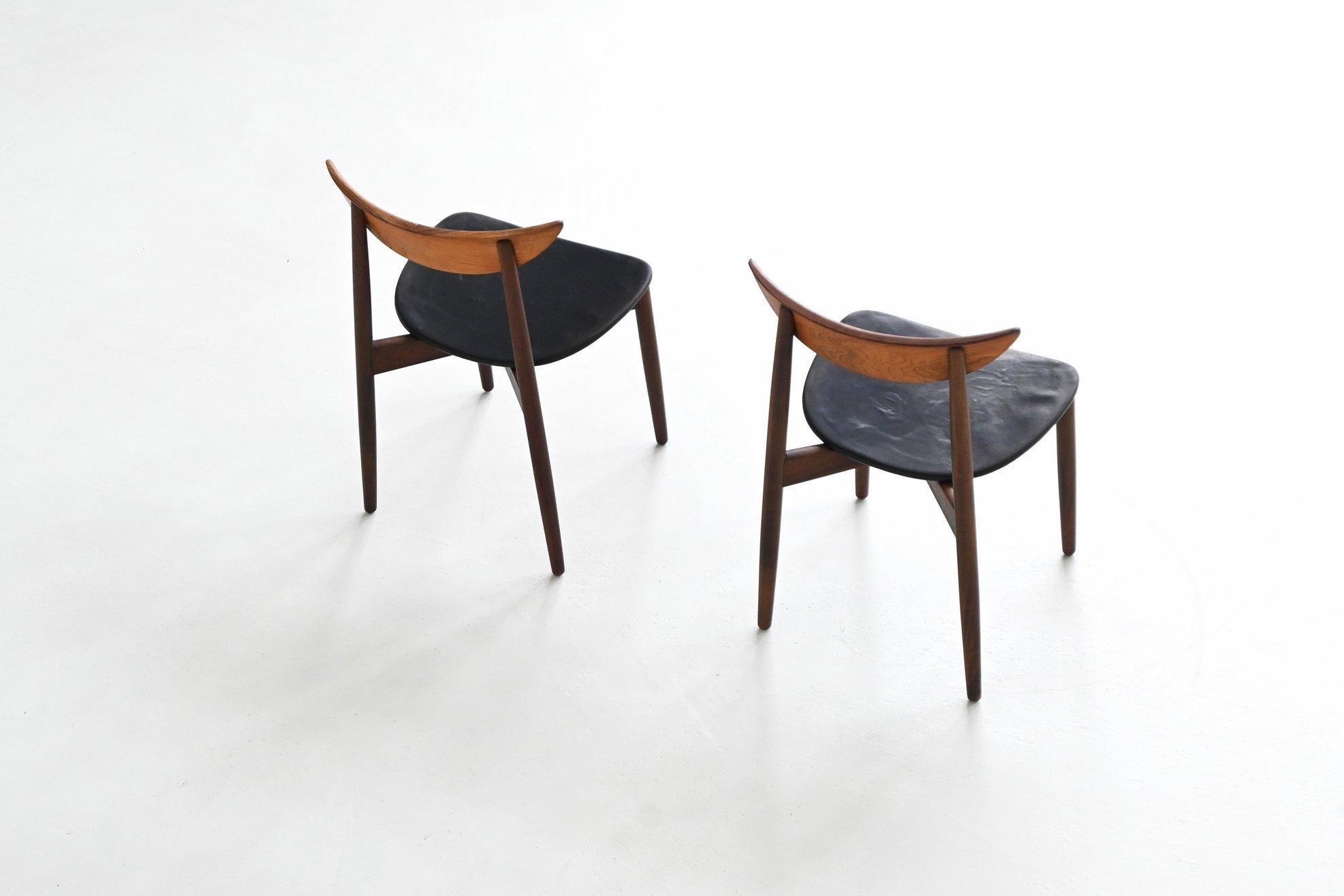 Harry Ostergaard pair of dining chairs rosewood Randers Denmark 1960 en venta 1