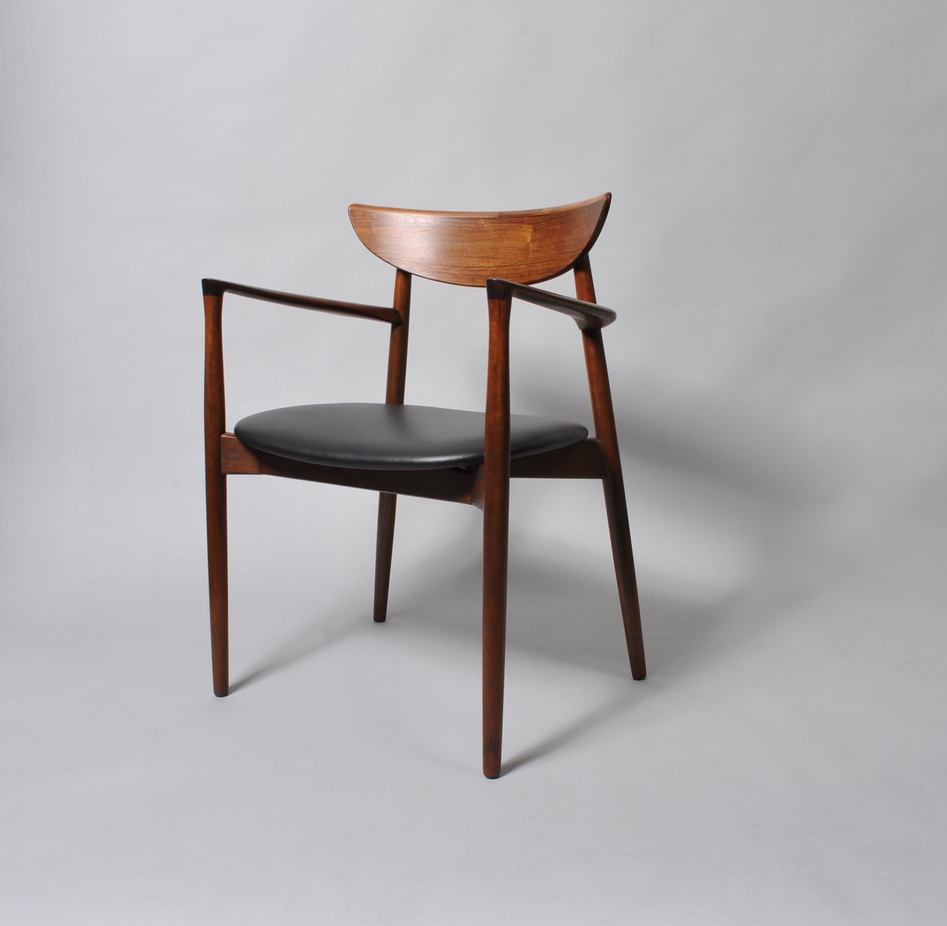 Harry Ostergaard, Pair of Midcentury Chairs 4