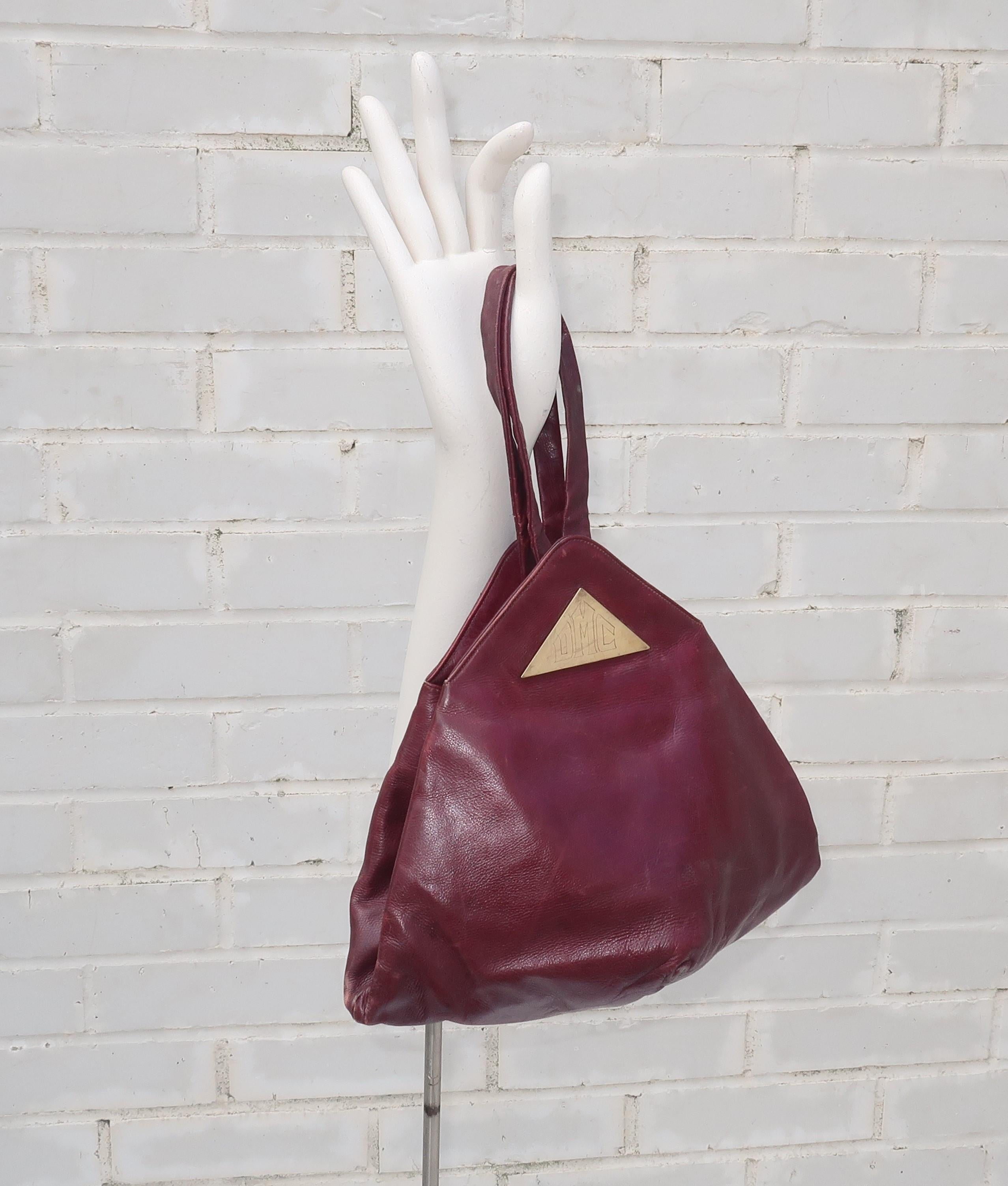 Harry Rosenfeld Original C.1940 Oxblood Leather Triangular Handbag In Fair Condition In Atlanta, GA