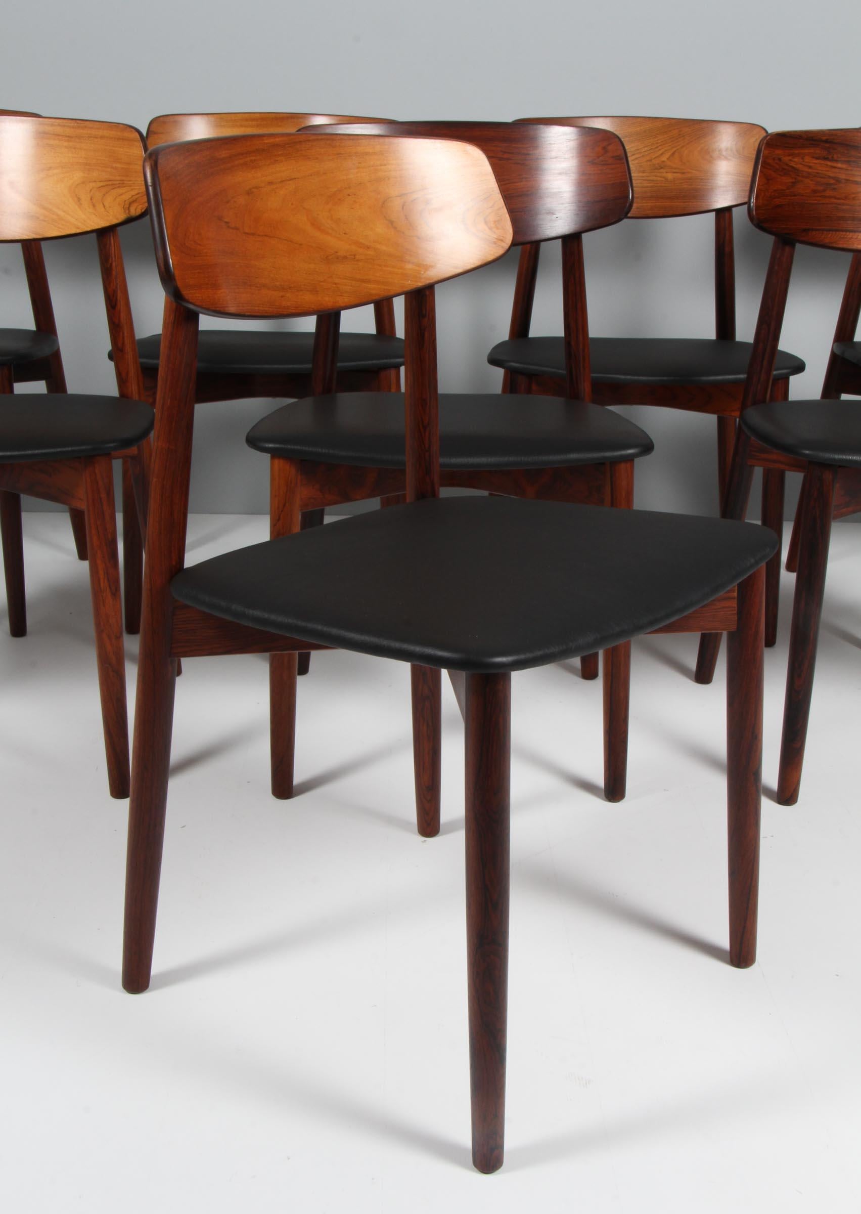 Harry Østergaard, Eight Chairs in Rosewood and Tan Aniline Leather, 1970s 1