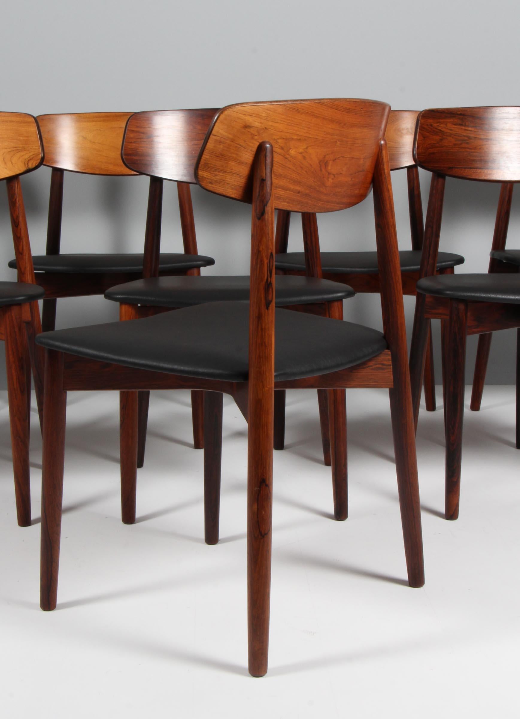Harry Østergaard, Eight Chairs in Rosewood and Tan Aniline Leather, 1970s 2