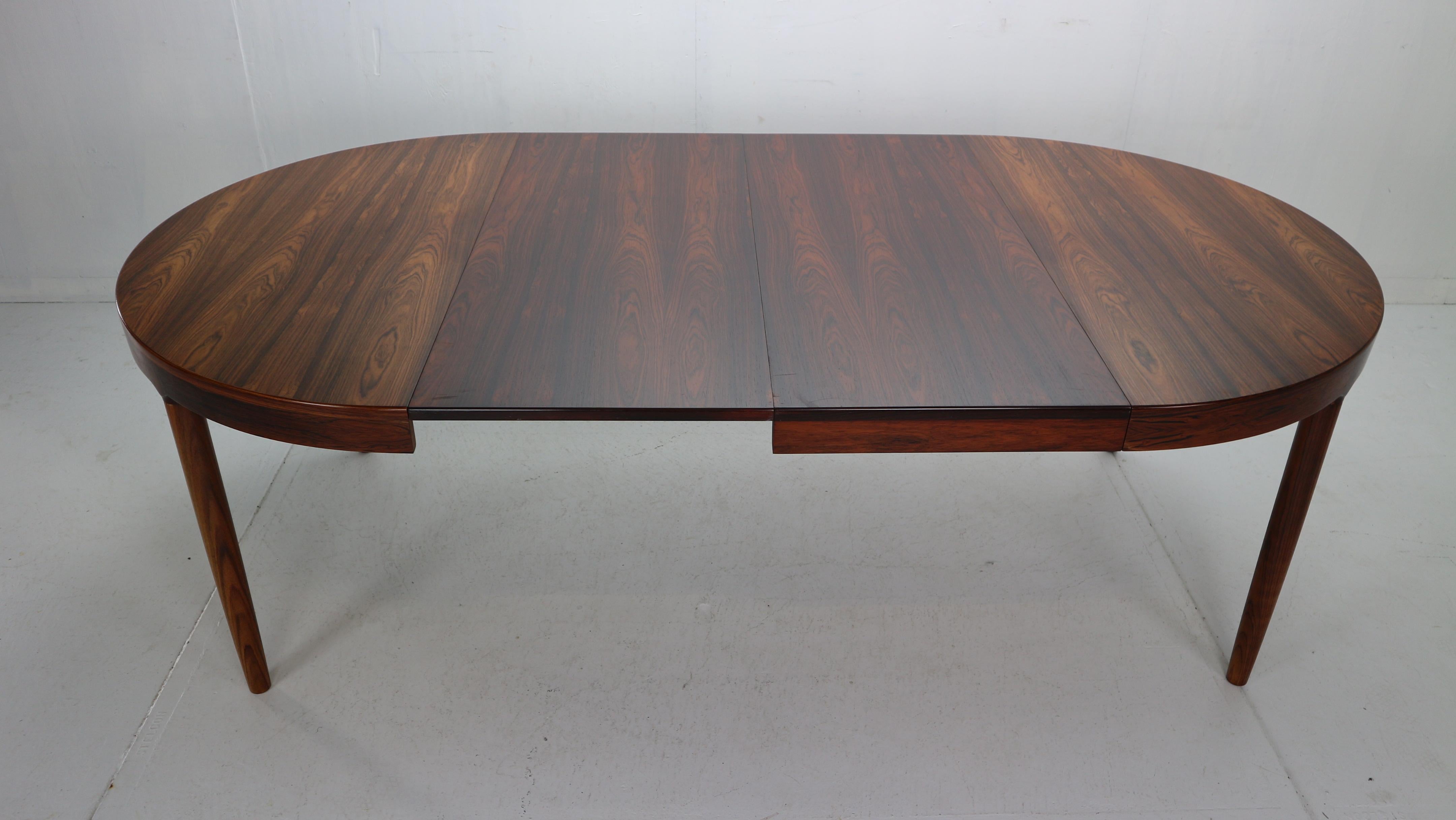 Harry Østergaard for Randers Møbelfabrik Danish Extendable Round Dinning Table 10