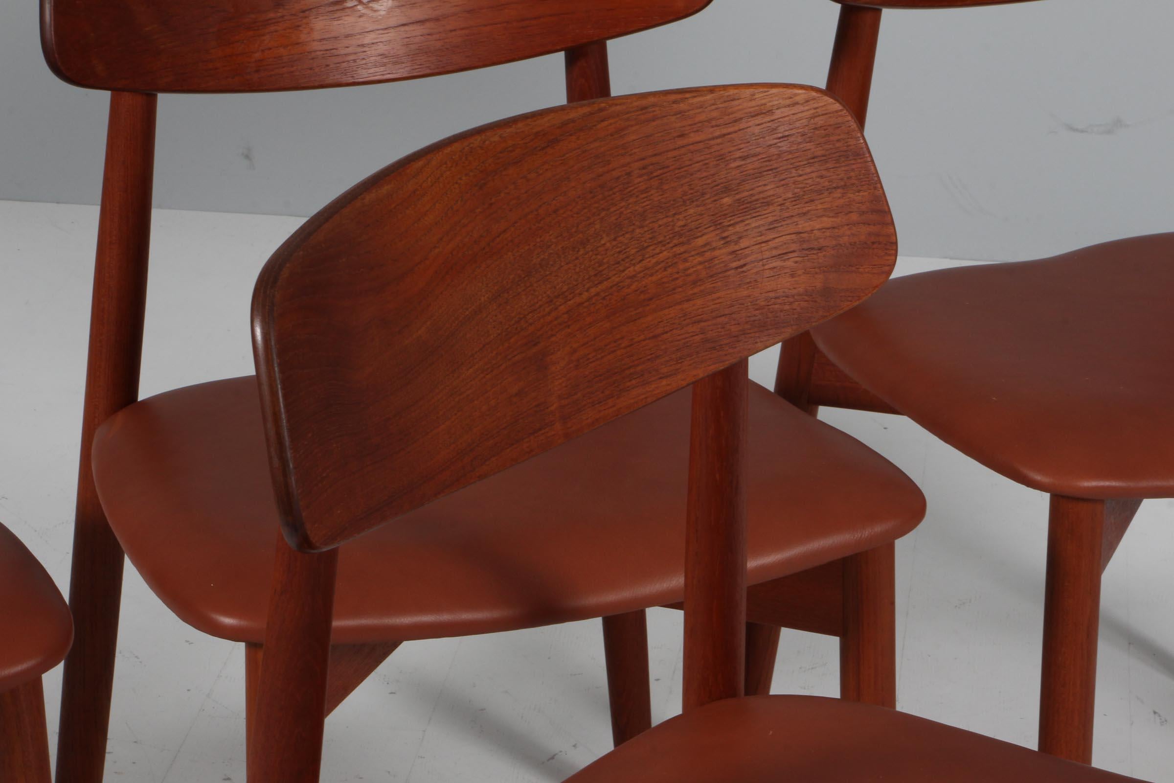 Harry Østergaard, four Chairs in tak and Tan Aniline Leather, 1970s 1