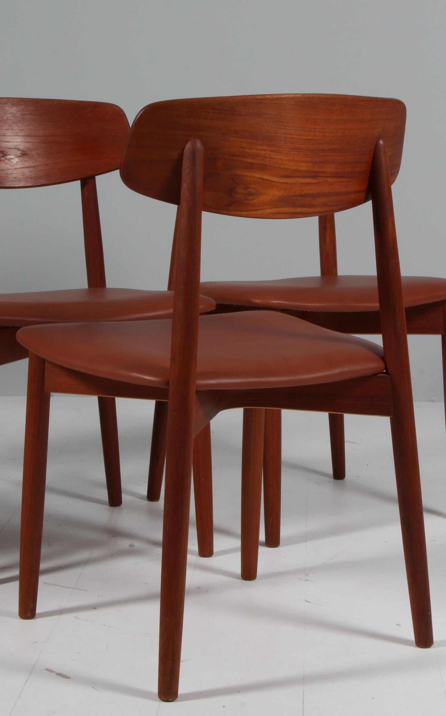 Harry Østergaard, four Chairs in tak and Tan Aniline Leather, 1970s 2
