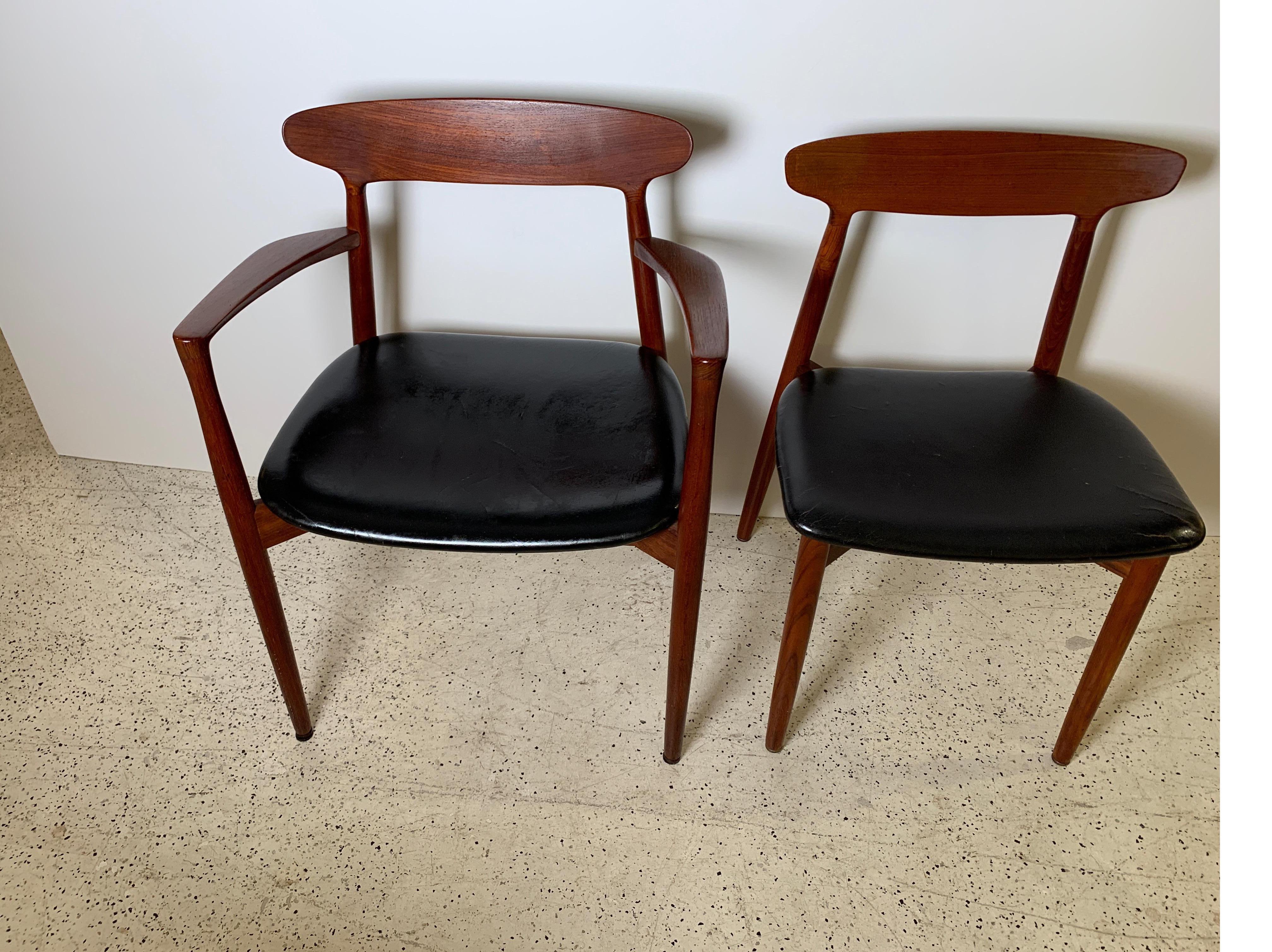 Harry Østergaard Set of Eight Teak and Leather Dining Chairs, Denmark, 1958 In Good Condition In Lambertville, NJ