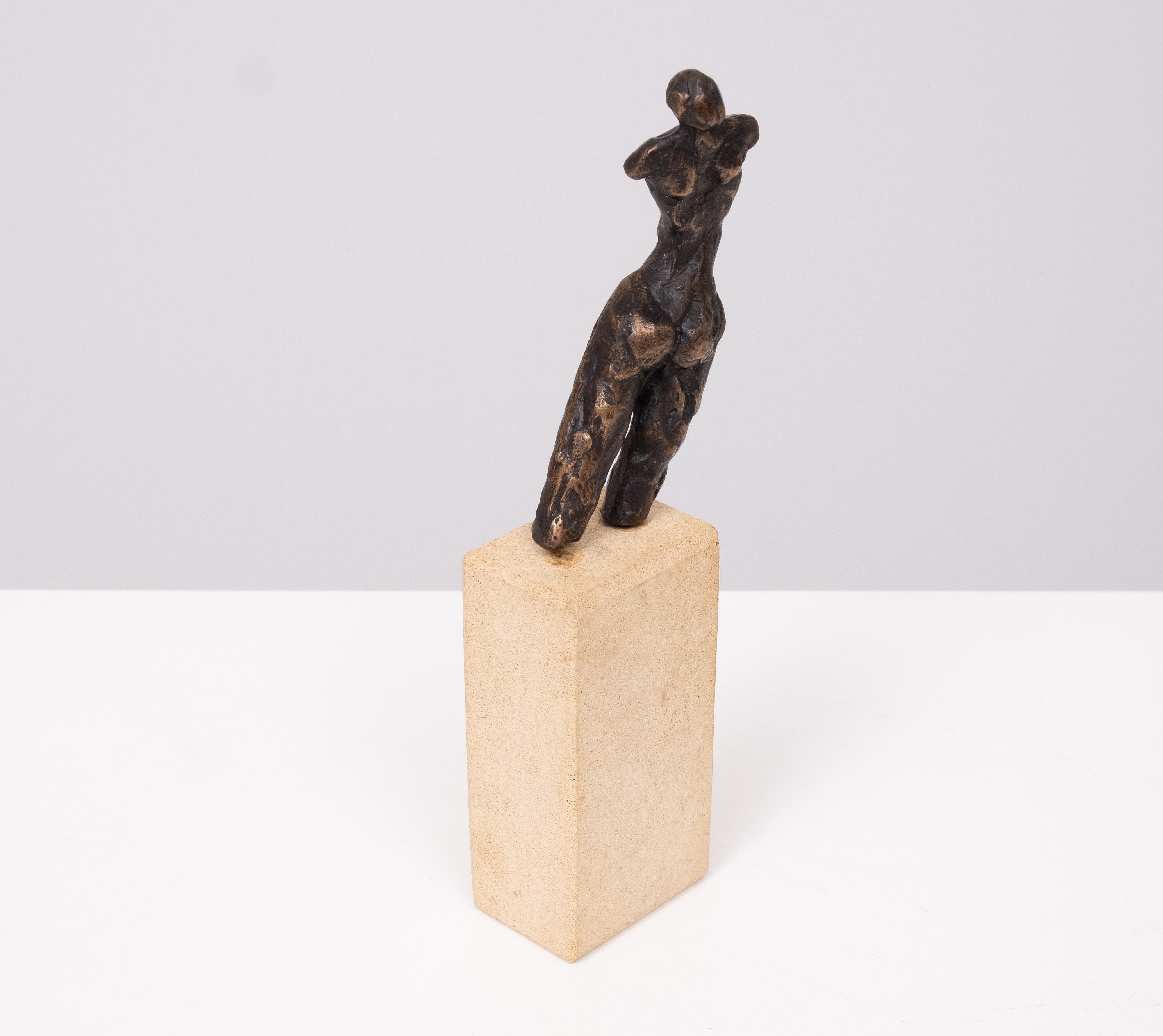Harry Storms 1945-2023  Torse en bronze sur piédestal  Bon état - En vente à Den Haag, NL