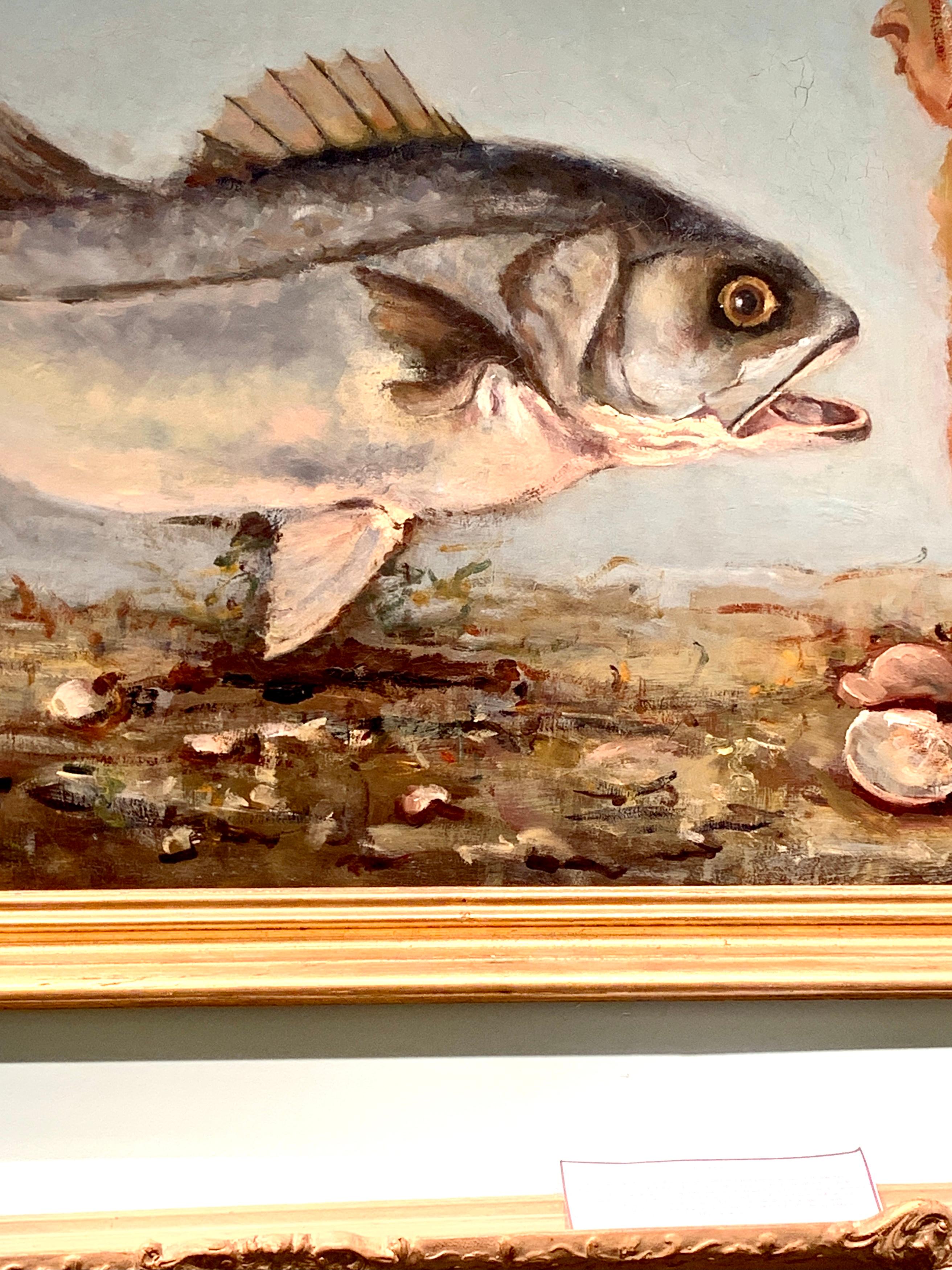 Ritratto impressionista americano di un pesce che nuota, forse una carpa o un branzino - Painting di Harry Sutton