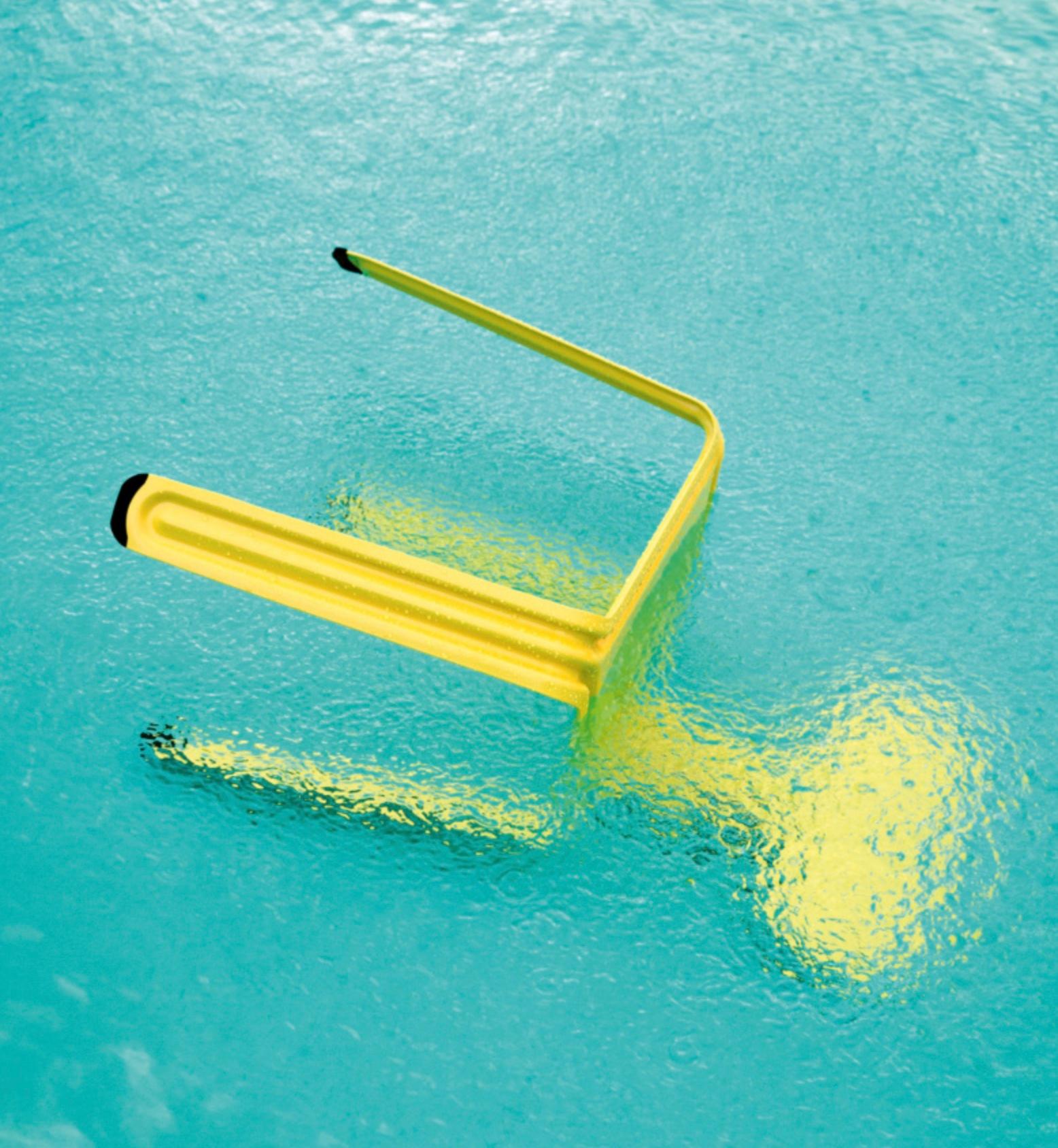 Alluminio Harry Thaler Set di 4 'Pressed Chair' in alluminio per Nils Holger Moormann in vendita