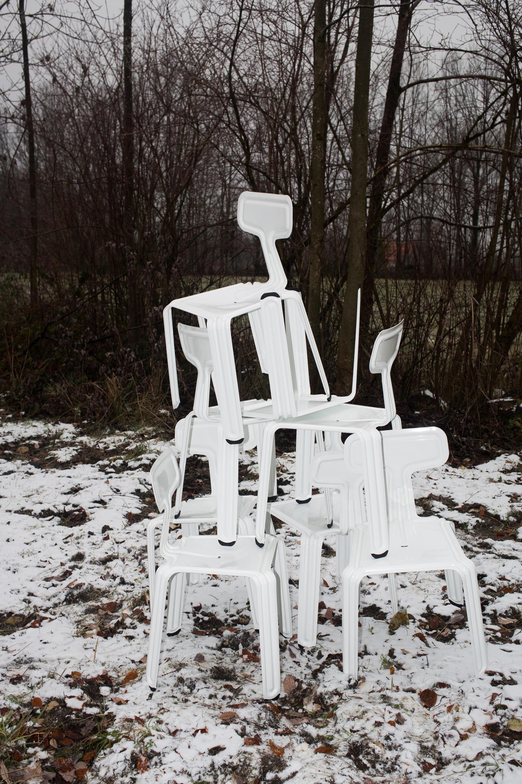 Harry Thaler Set di 4 'Pressed Chair' in alluminio per Nils Holger Moormann in vendita 1