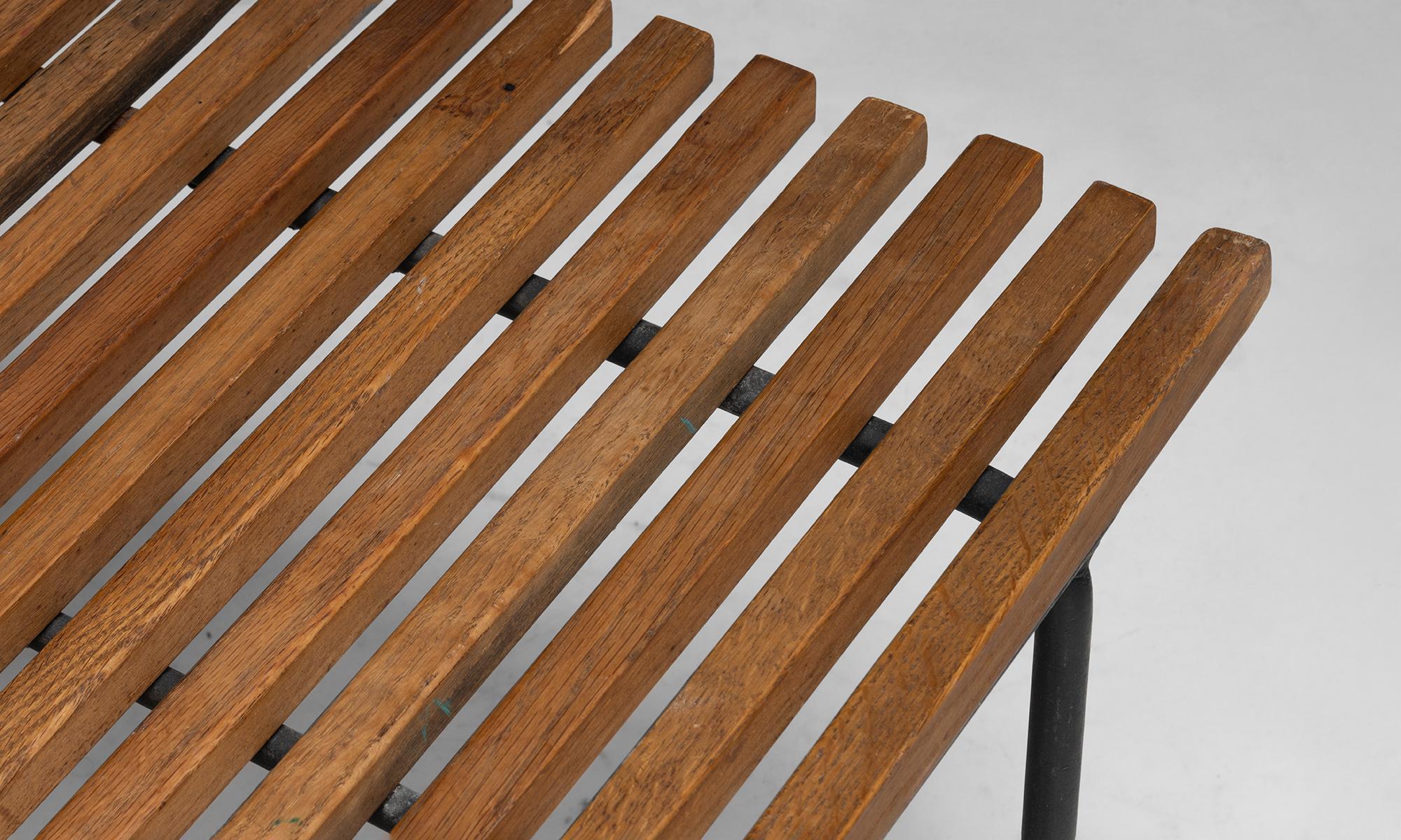 Harry Weese Baldry slat bench America, America circa 1955 In Good Condition For Sale In Culver City, CA