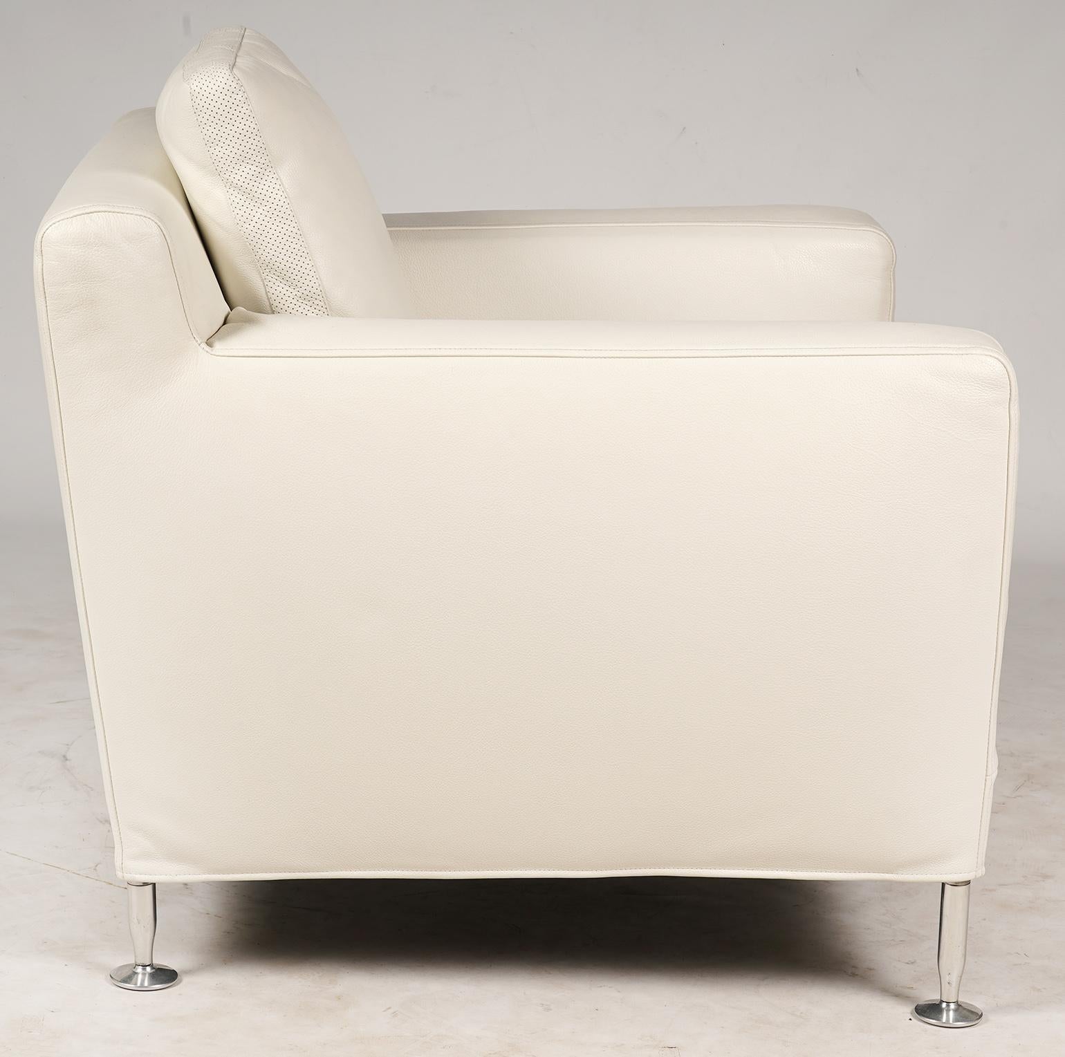 'Harry' White Leather Lounge Chair by Antonio Citterio for B&B Italia In Good Condition In Ft. Lauderdale, FL