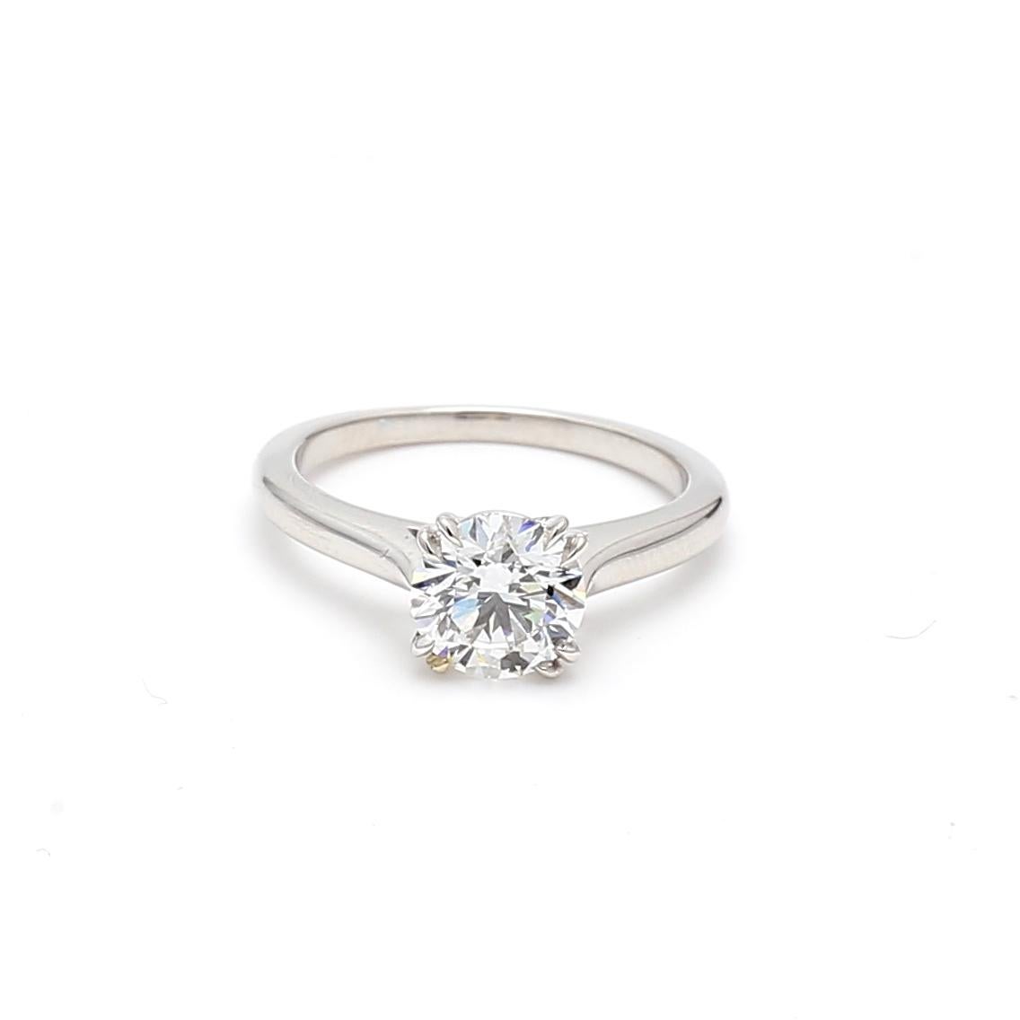 Women's Harry Winston 1.32 Carat Round Brilliant D VVS1 Diamond Platinum Engagement Ring