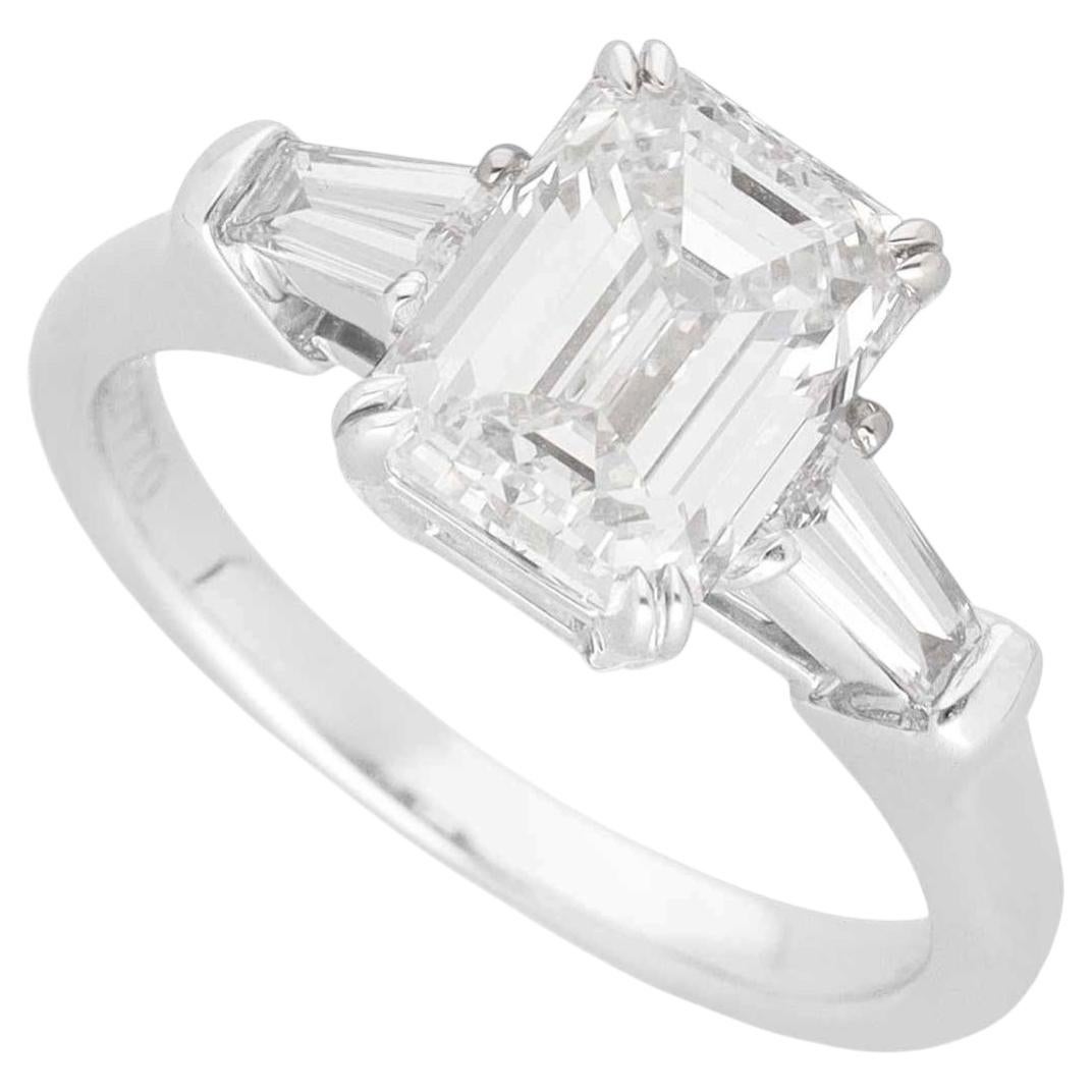 Harry Winston 1.77ct E-VVS2 Emerald Cut Classic Diamond Ring in Platinum – US 4