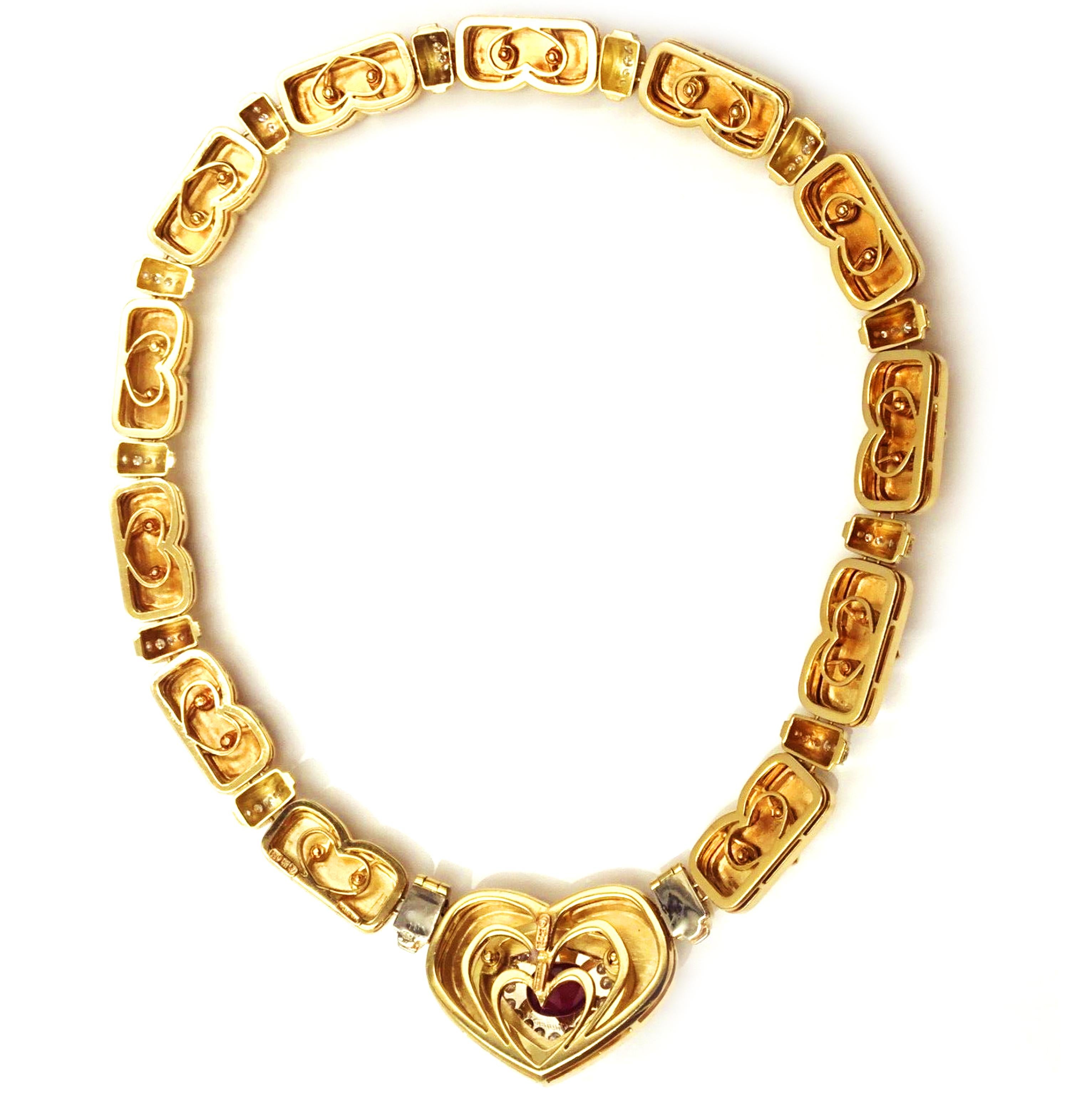 Harry Winston 18 Karat Gold Diamant Cabochon Burma Rubin Herz Anhänger Choker Halskette (Zeitgenössisch) im Angebot