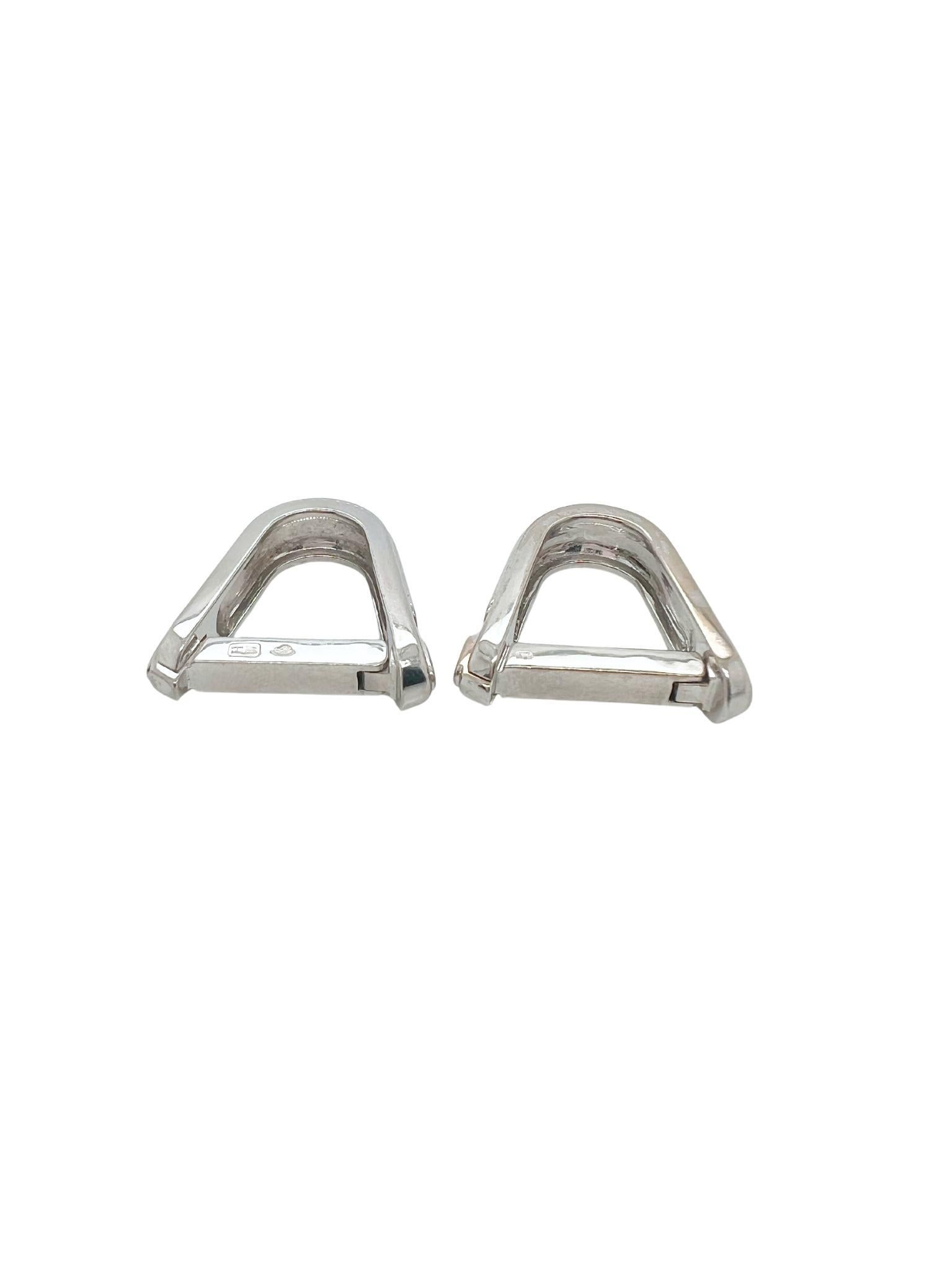 Harry Winston 18k White Gold Signature Engraved Cufflinks In Excellent Condition For Sale In New York, NY