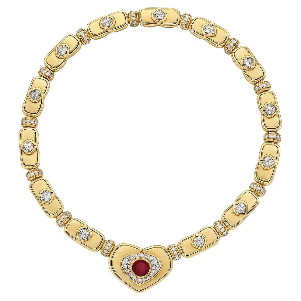 Taille cabochon Harry Winston - Collier en or jaune 18 carats, rubis de Birmanie et diamants en vente