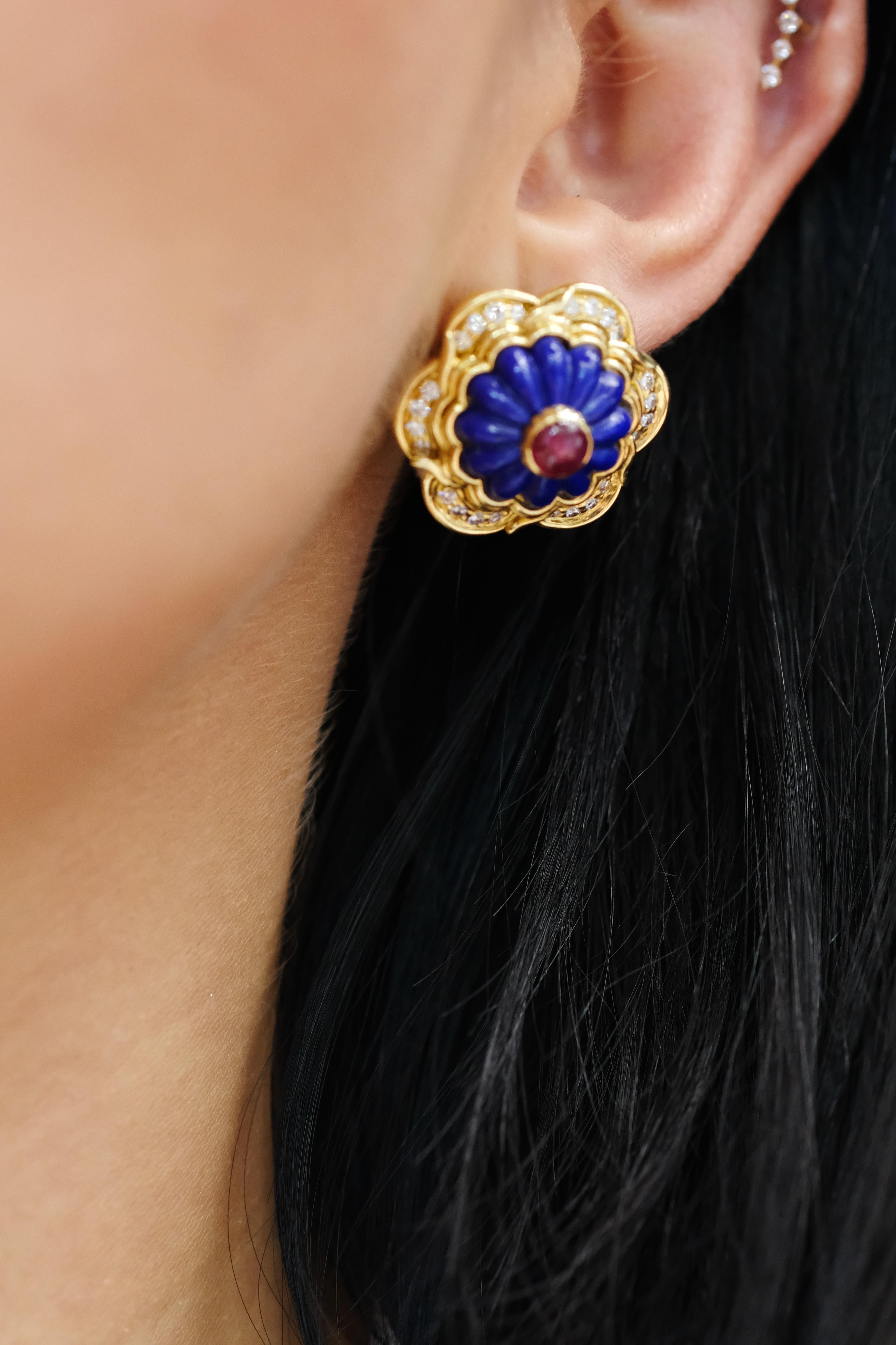 Round Cut Harry Winston 18k Yellow Gold Lapis, Ruby, Diamond Earrings For Sale