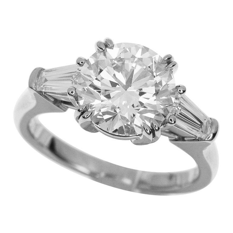 Harry Winston 1.91 Carat Diamond Platinum Round Classic Ring For Sale