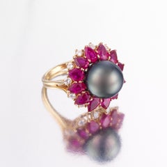 Harry Winston 1970s Diamond Ruby Tahitian Black Pearl Ring in 18K Gold