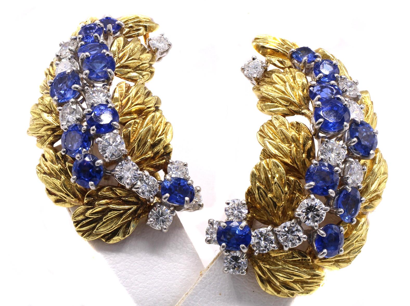 Round Cut Harry Winston 1980s Sapphire Diamond 18 Karat Yellow Gold Ear Clips