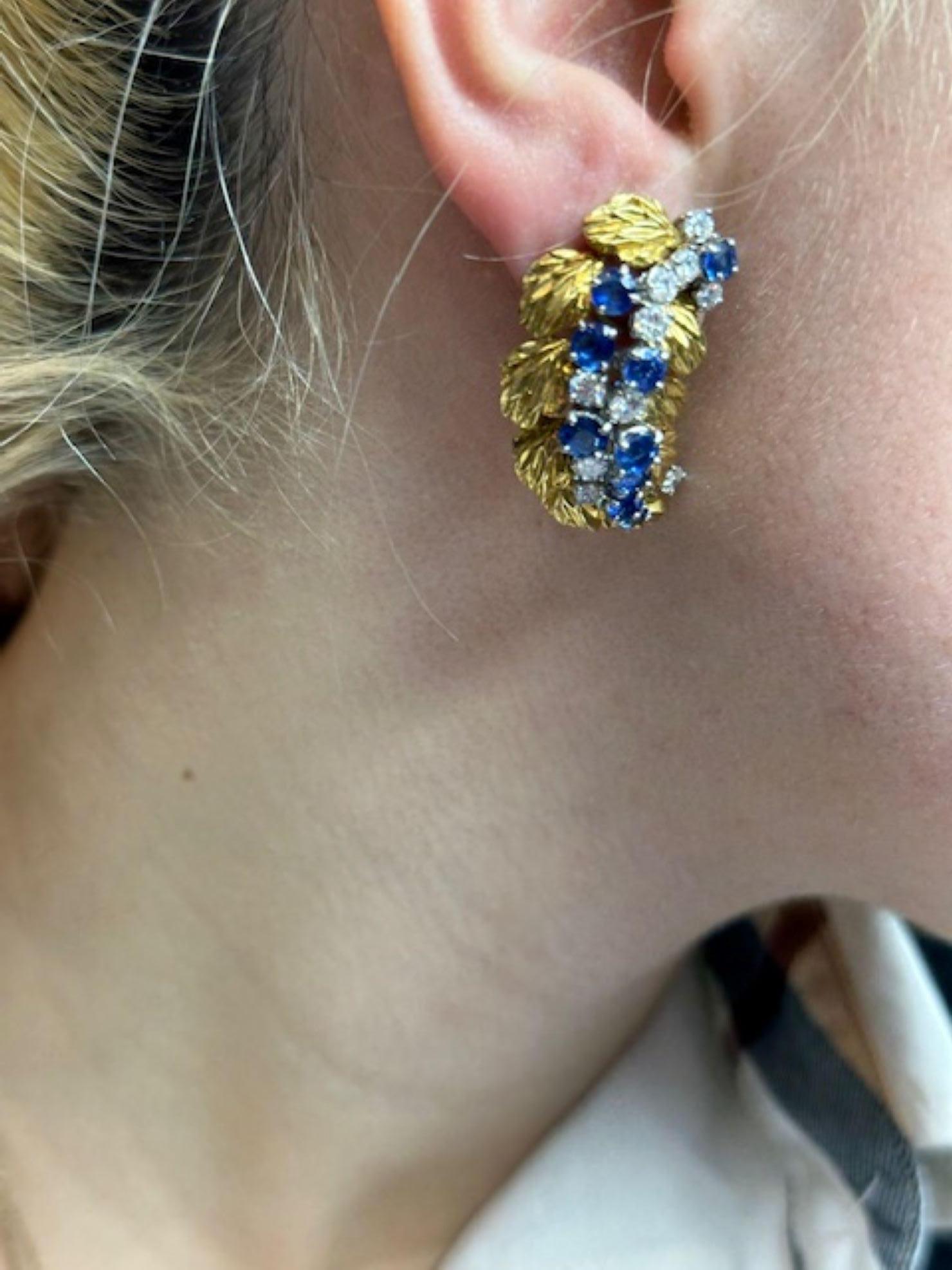 Harry Winston 1980s Sapphire Diamond 18 Karat Yellow Gold Ear Clips 1