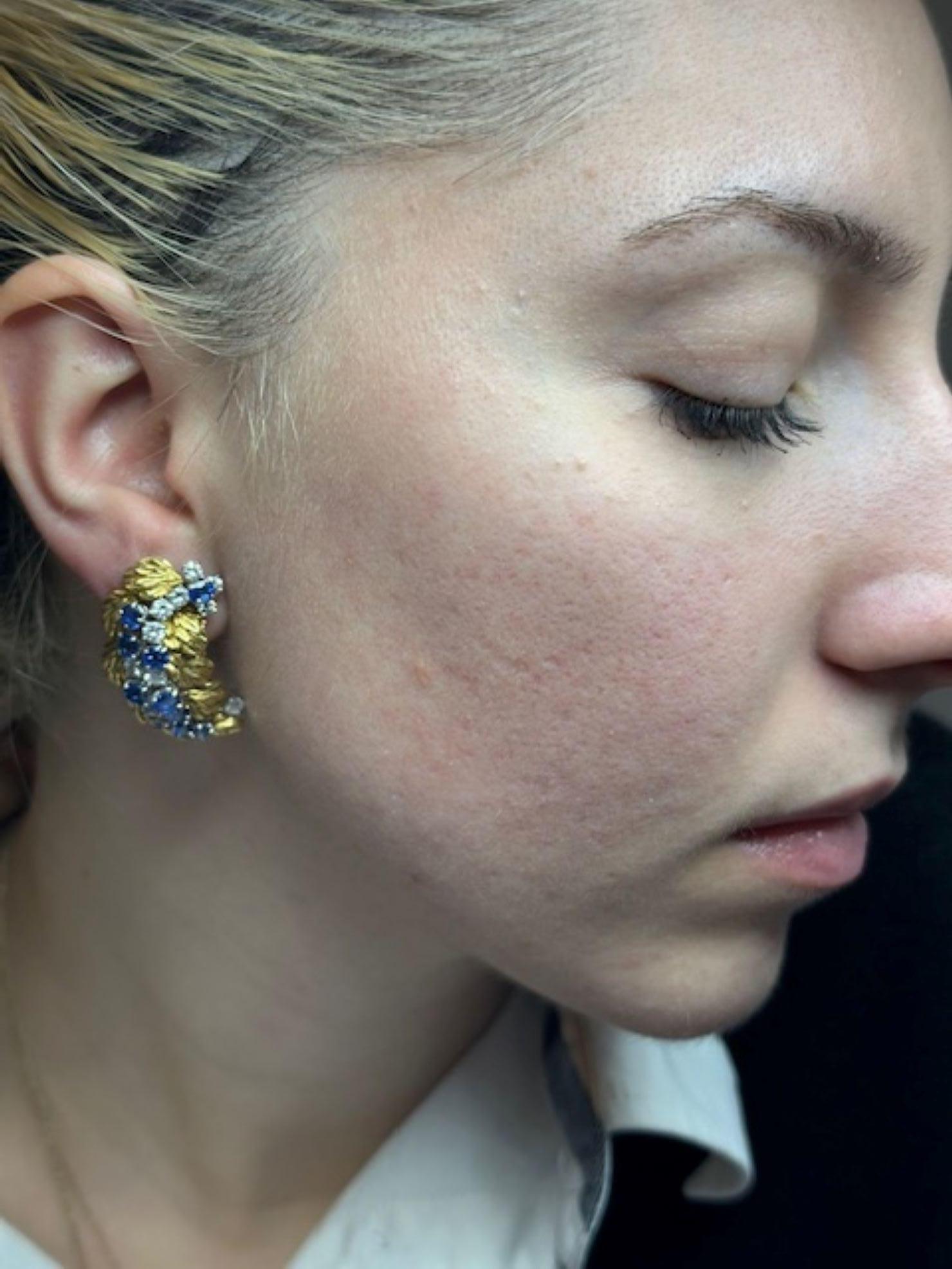Harry Winston 1980s Sapphire Diamond 18 Karat Yellow Gold Ear Clips 2