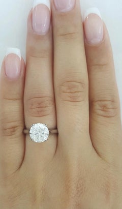 Harry Winston 2.34 Carat Round Brilliant Diamond Platinum Engagement Ring