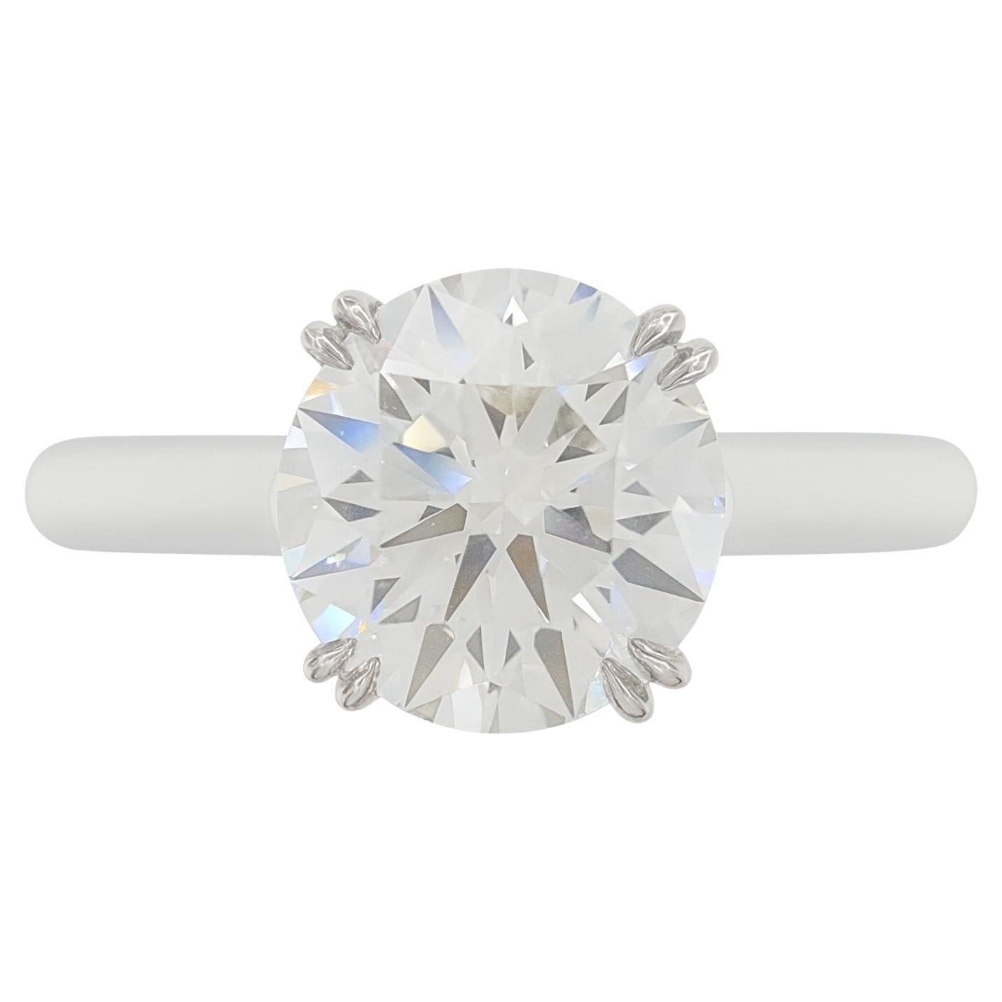 Anello di fidanzamento in platino con diamante tondo e brillante di Harry Winston da 2,34 carati