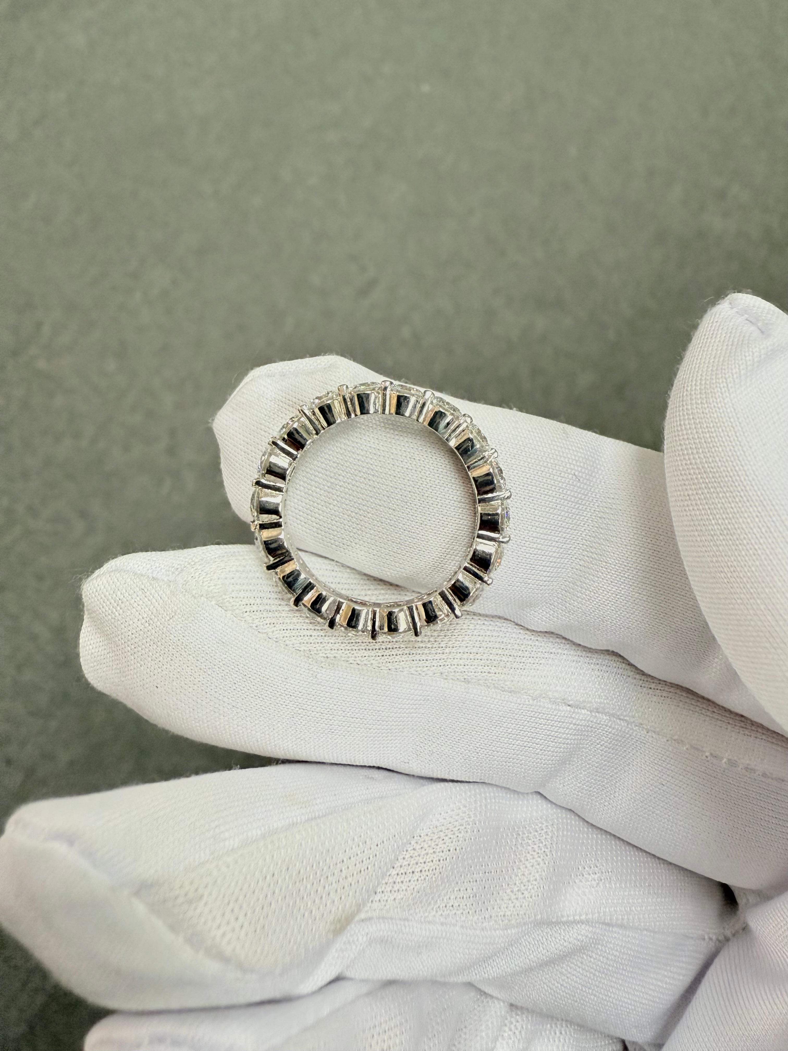 Harry Winston 3 CTW Round Brilliant Diamond Platinum Eternity Band Ring Size 6 For Sale 6