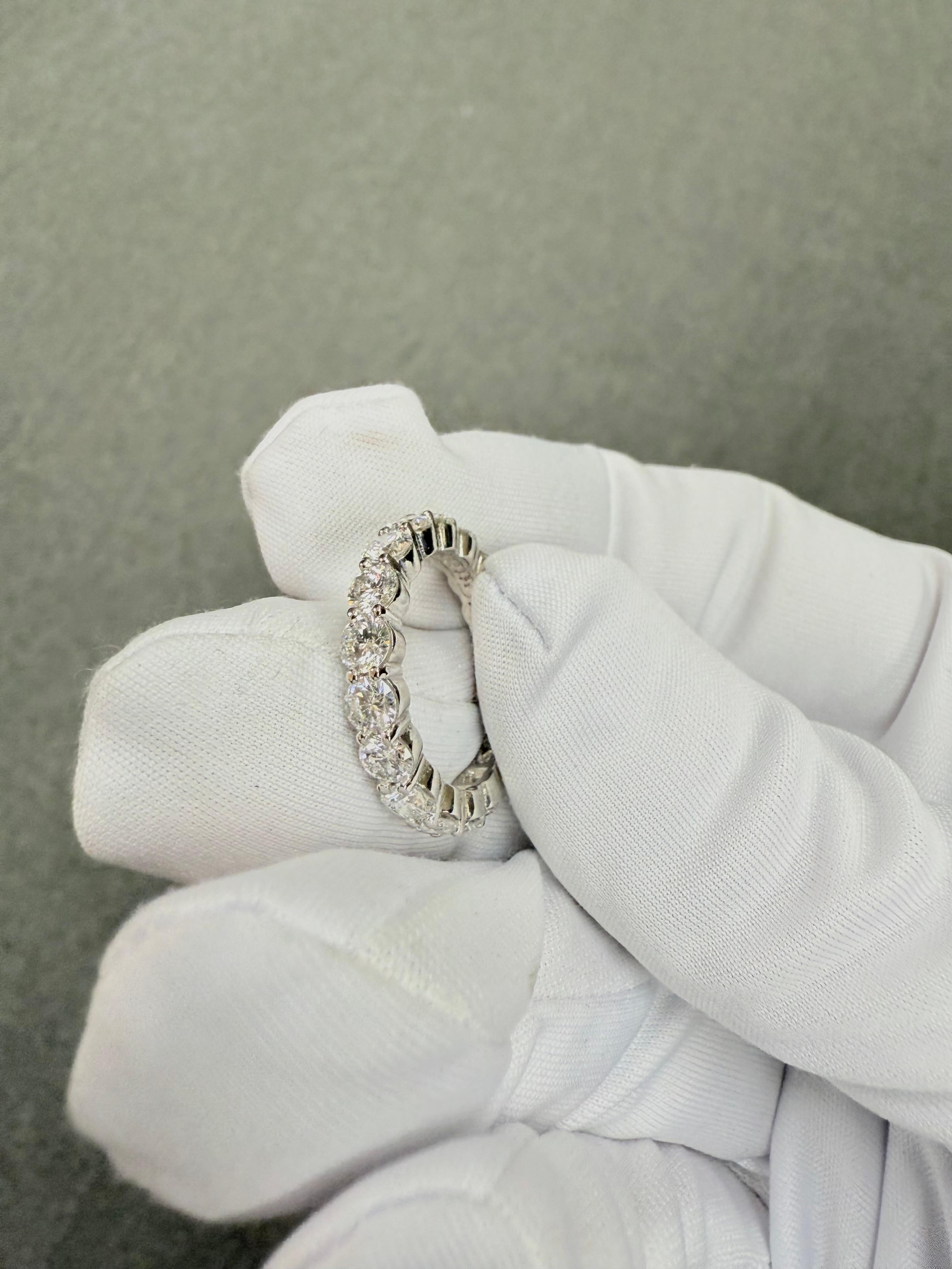 Harry Winston 3 CTW Round Brilliant Diamond Platinum Eternity Band Ring Size 6 For Sale 9