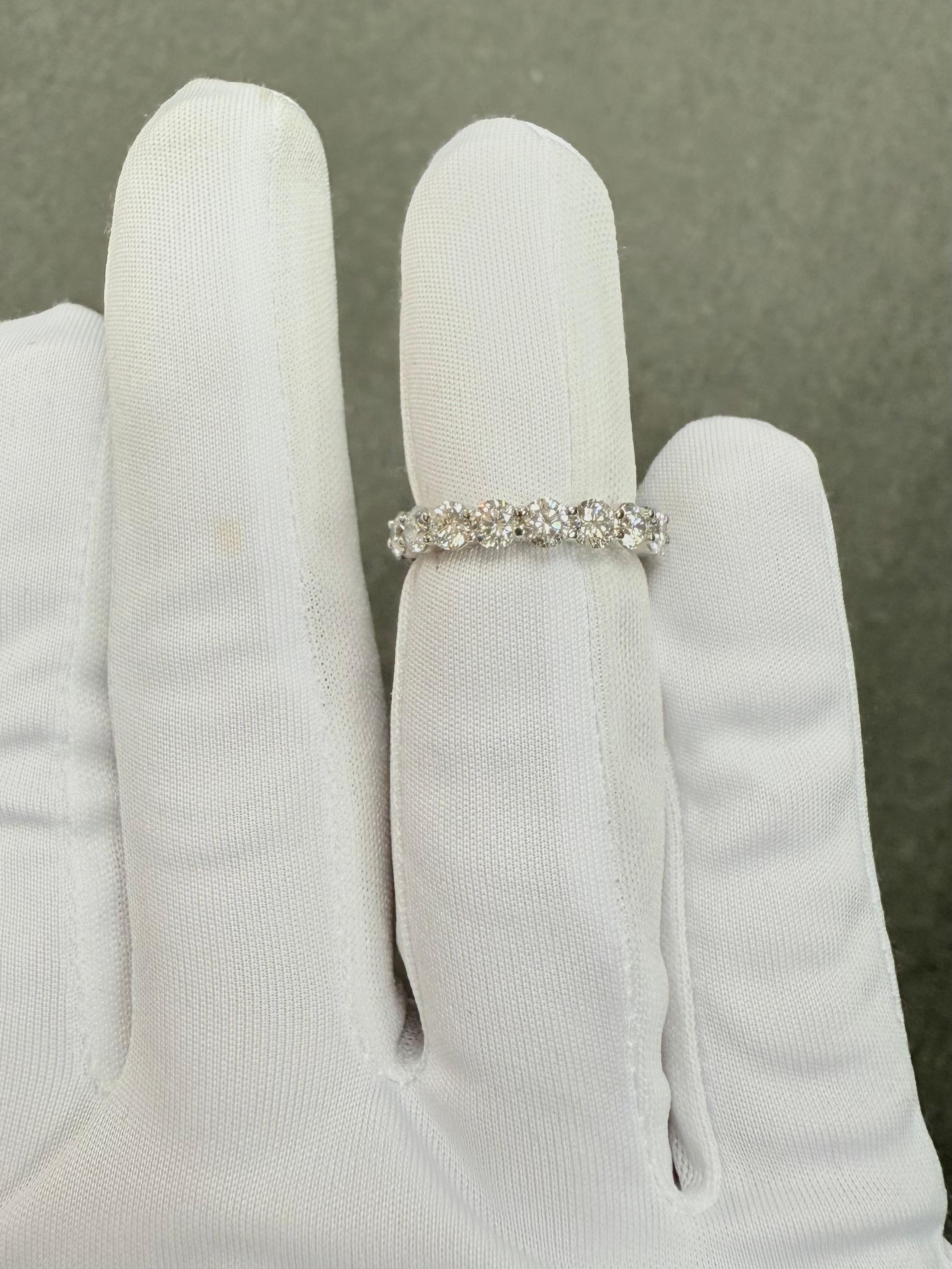 Harry Winston 3 CTW Round Brilliant Diamond Platinum Eternity Band Ring Size 6 For Sale 10