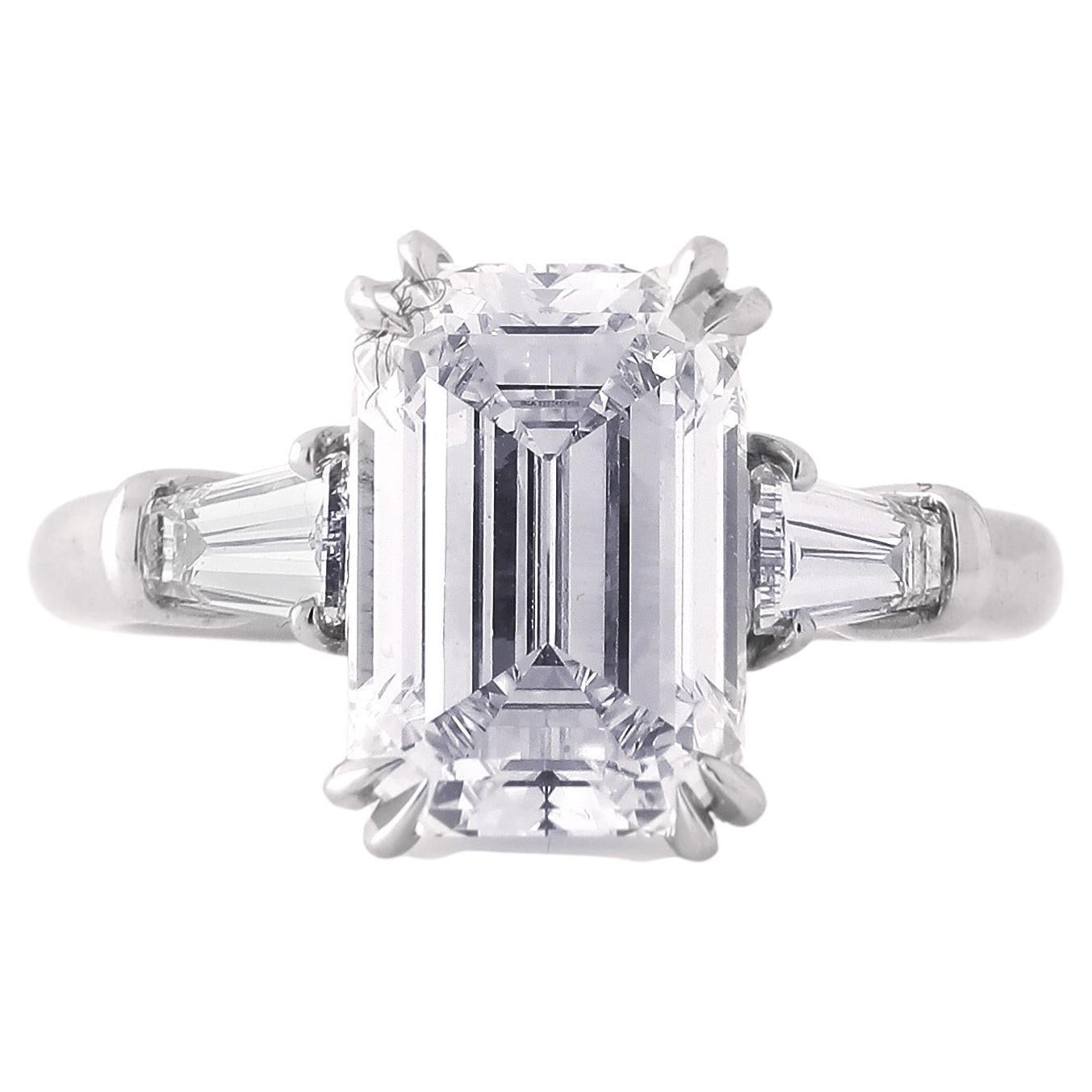 Harry Winston 3.06 Ct Emerald Cut Three Stone Diamond Engagement Ring Platinum  For Sale