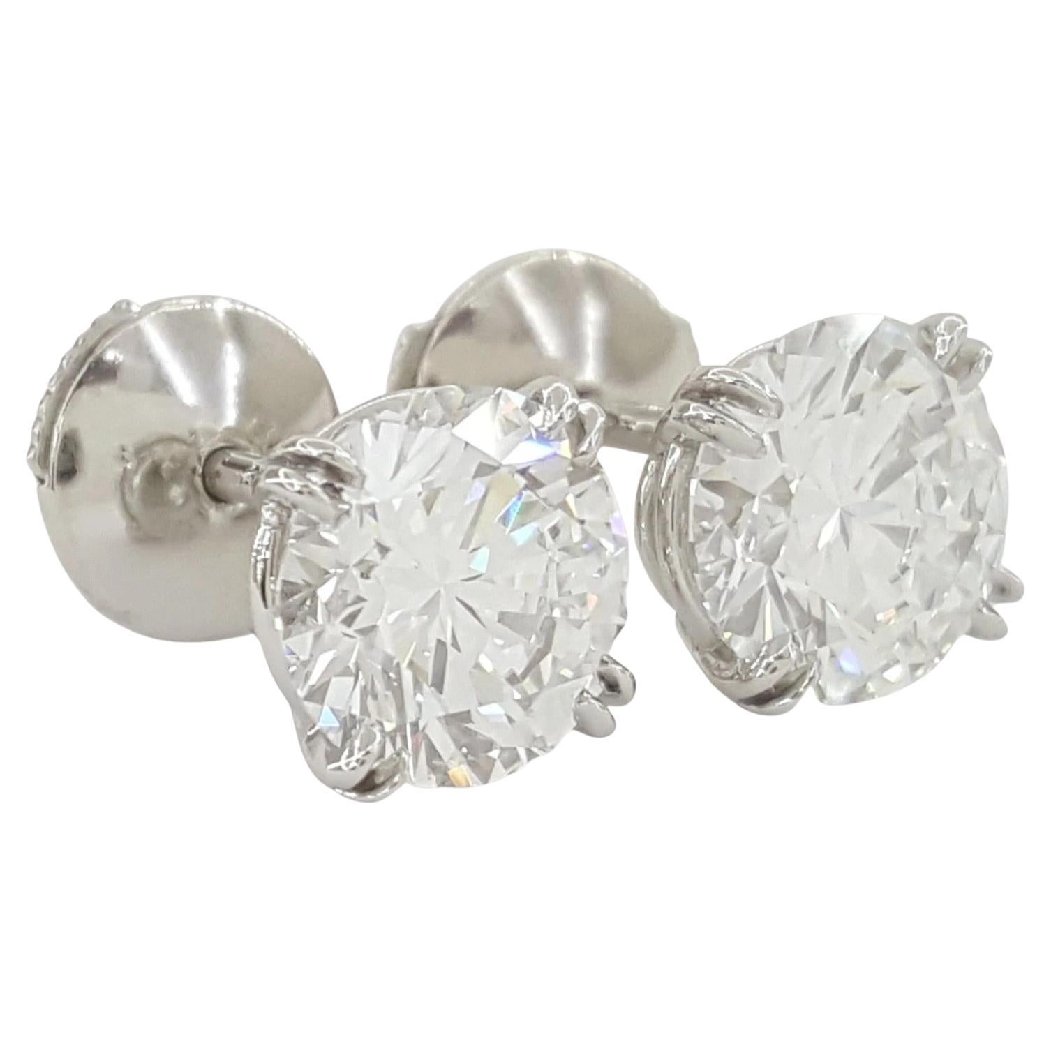 Harry Winston 3,08 Karat Gesamtgewicht Runder Brillantschliff Diamant-Ohrstecker (Rundschliff) im Angebot